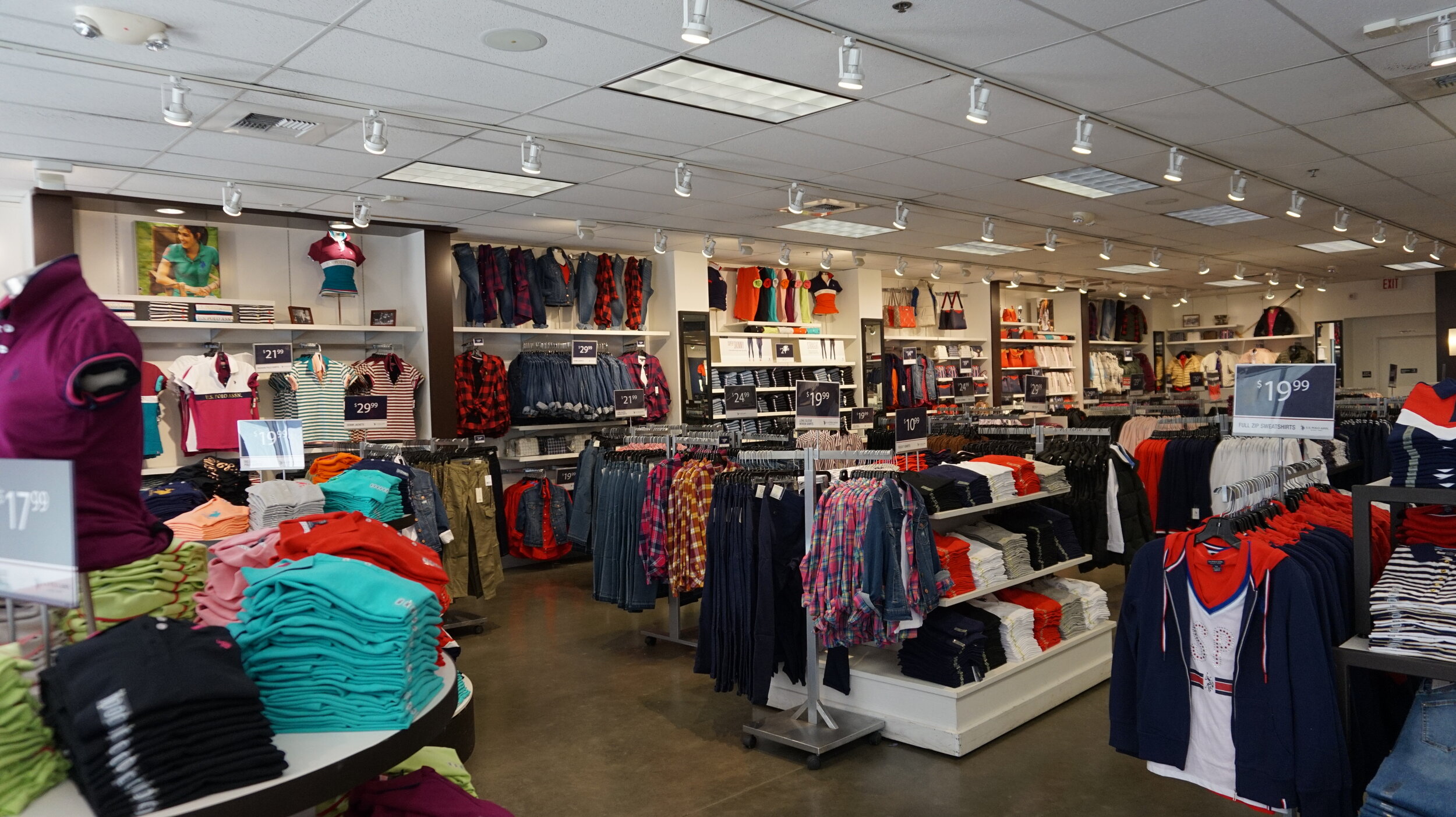 Fall Shopping, Trends and What's New at Las Americas Premium Outlets ...