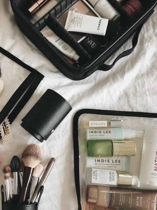 Traveling for the Holidays: 5 Beauty Must Haves to Pack