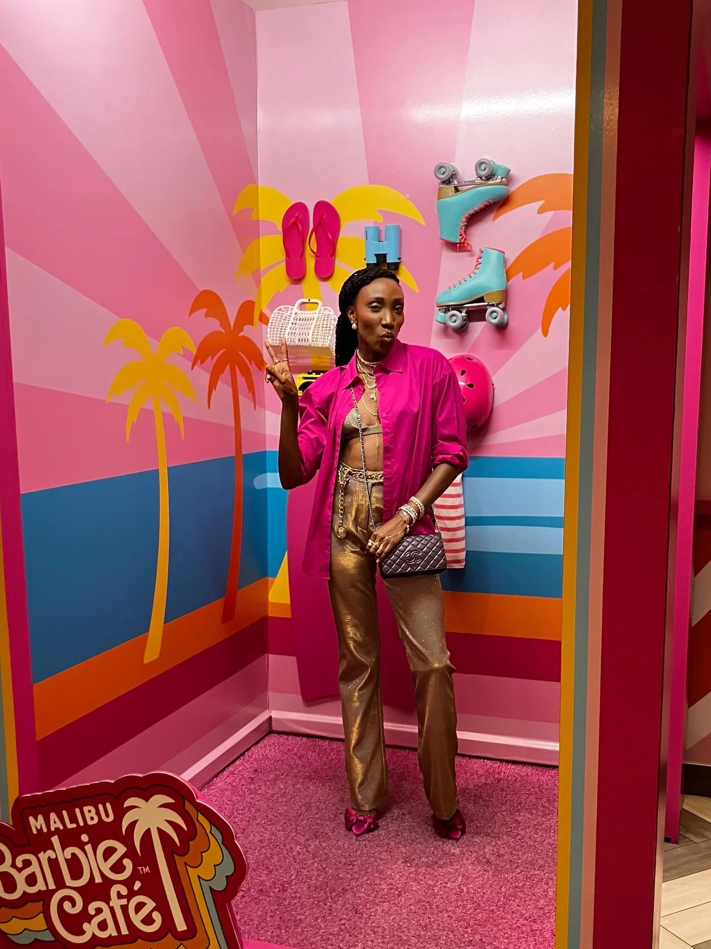 Wrapping up the 2025 dump/ photo recap&hellip; July till the end of the year there was a lot of back and forth to different cities for work!!! Still lots of play, photoshoots and fun events to attend in between ✨. I danced and worked out a lot and at