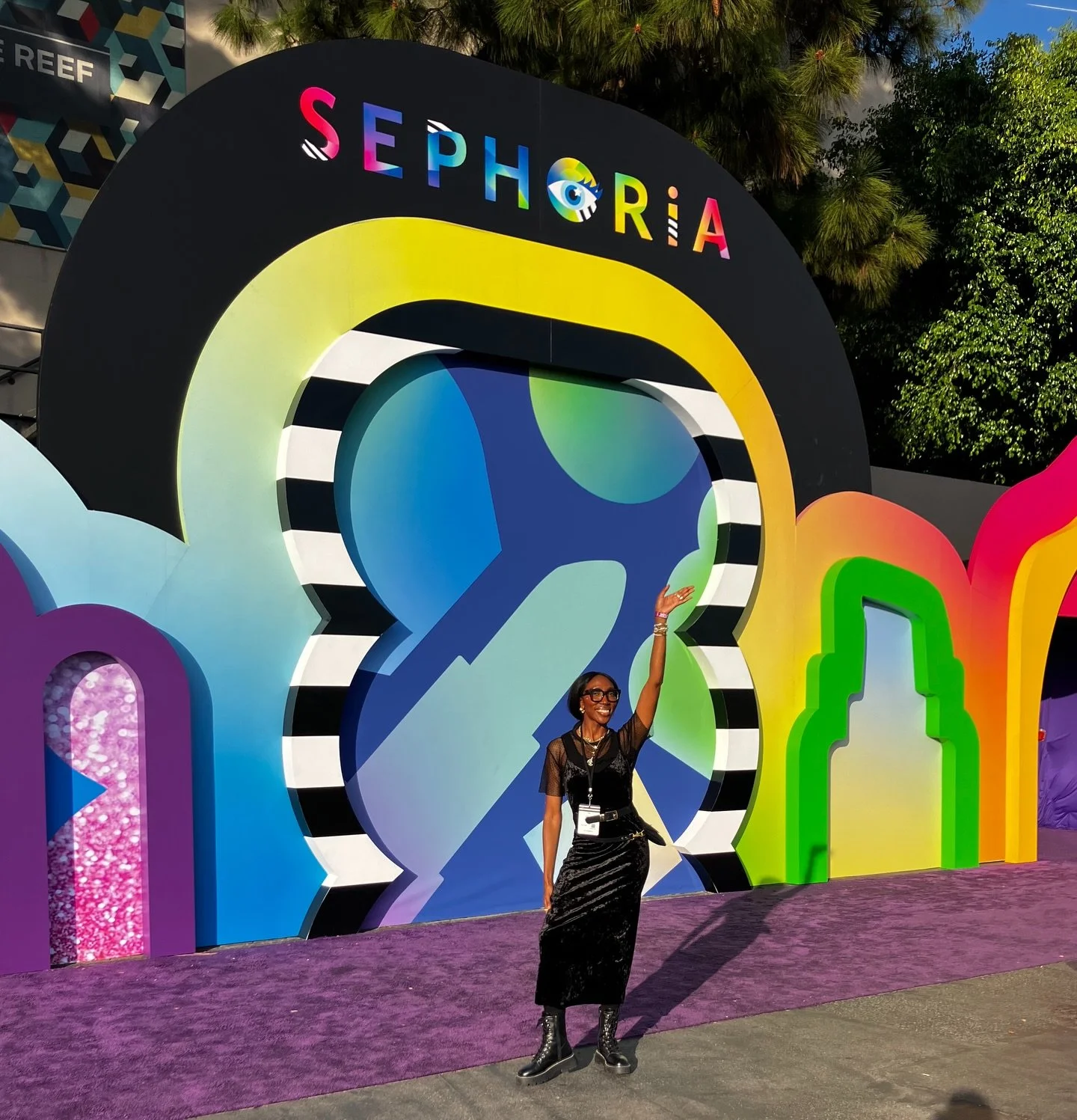 I don&rsquo;t get to be glam at work all the time, but this past weekend I could!!! I had the opportunity to work at Sephoria, which is Sephora&rsquo;s event where they have tons of their brands that are represented from their store all in one place!