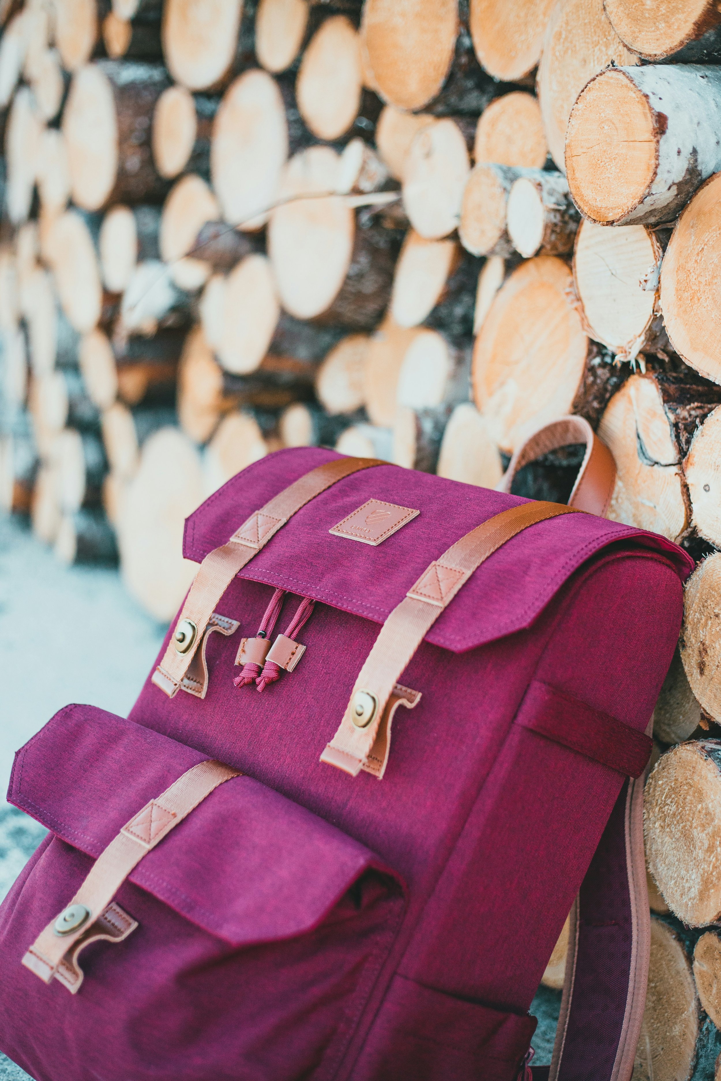How to Choose a Stylish Work Backpack and Bifold Wallet