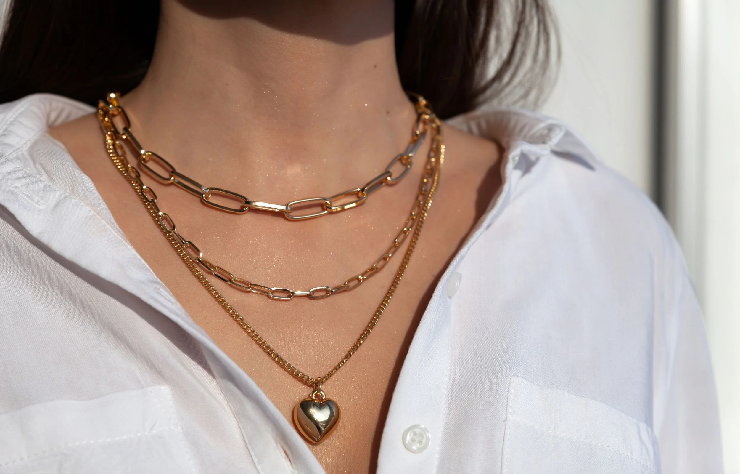 How To Coordinate Jewelry With Your Outfit