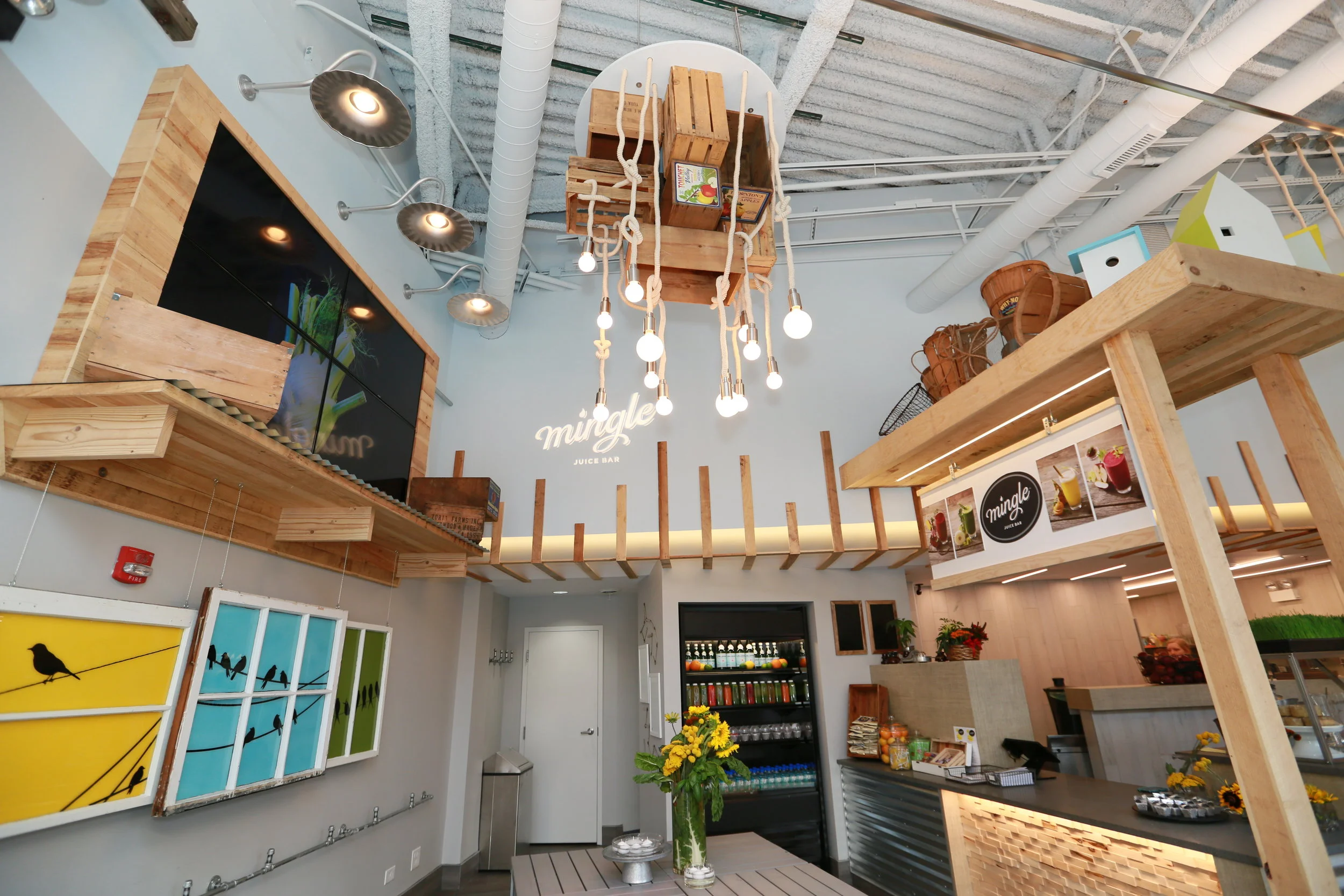   Mingle Juice Bar  