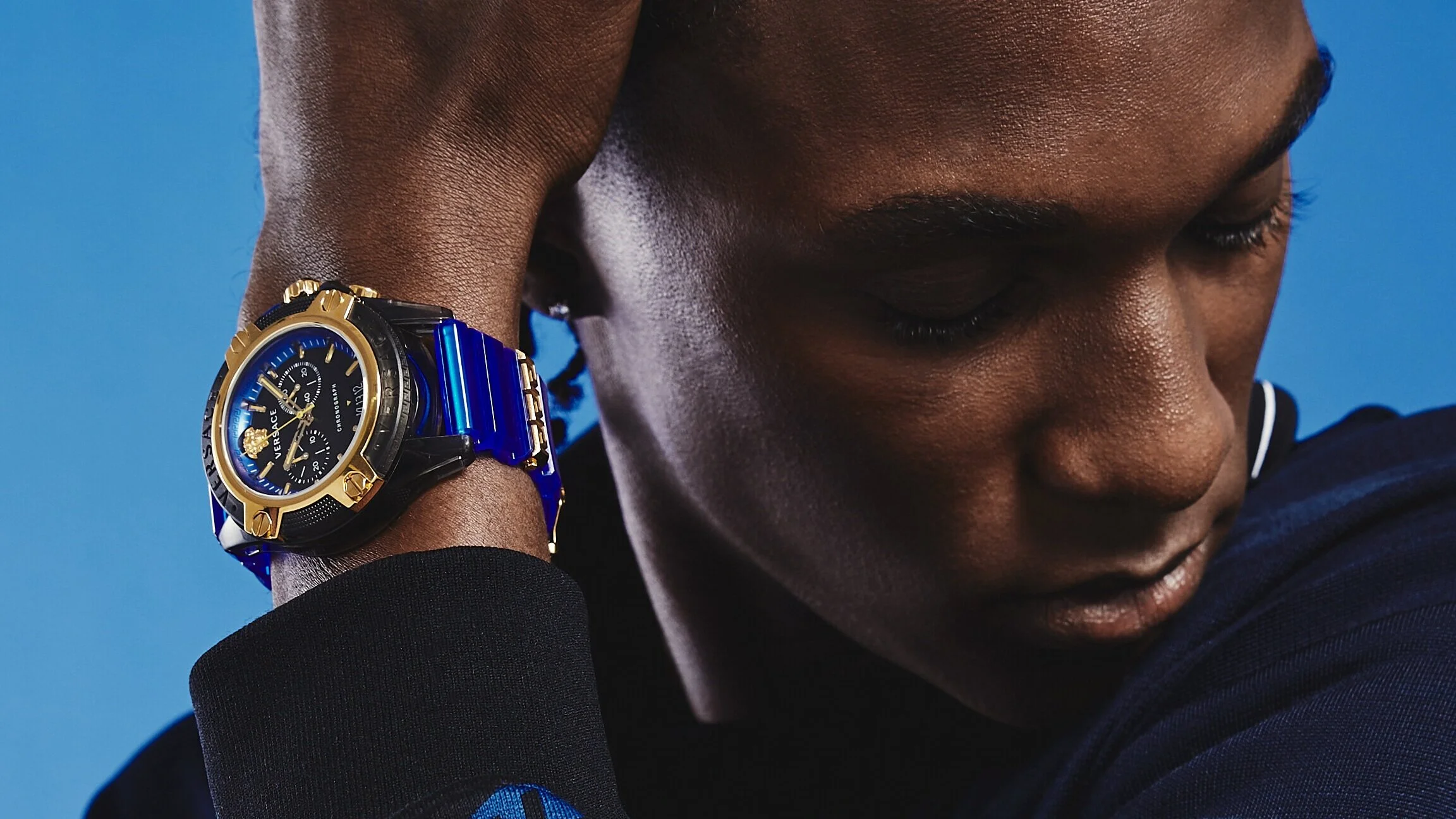 versace-icon-active-watch-hypebeast