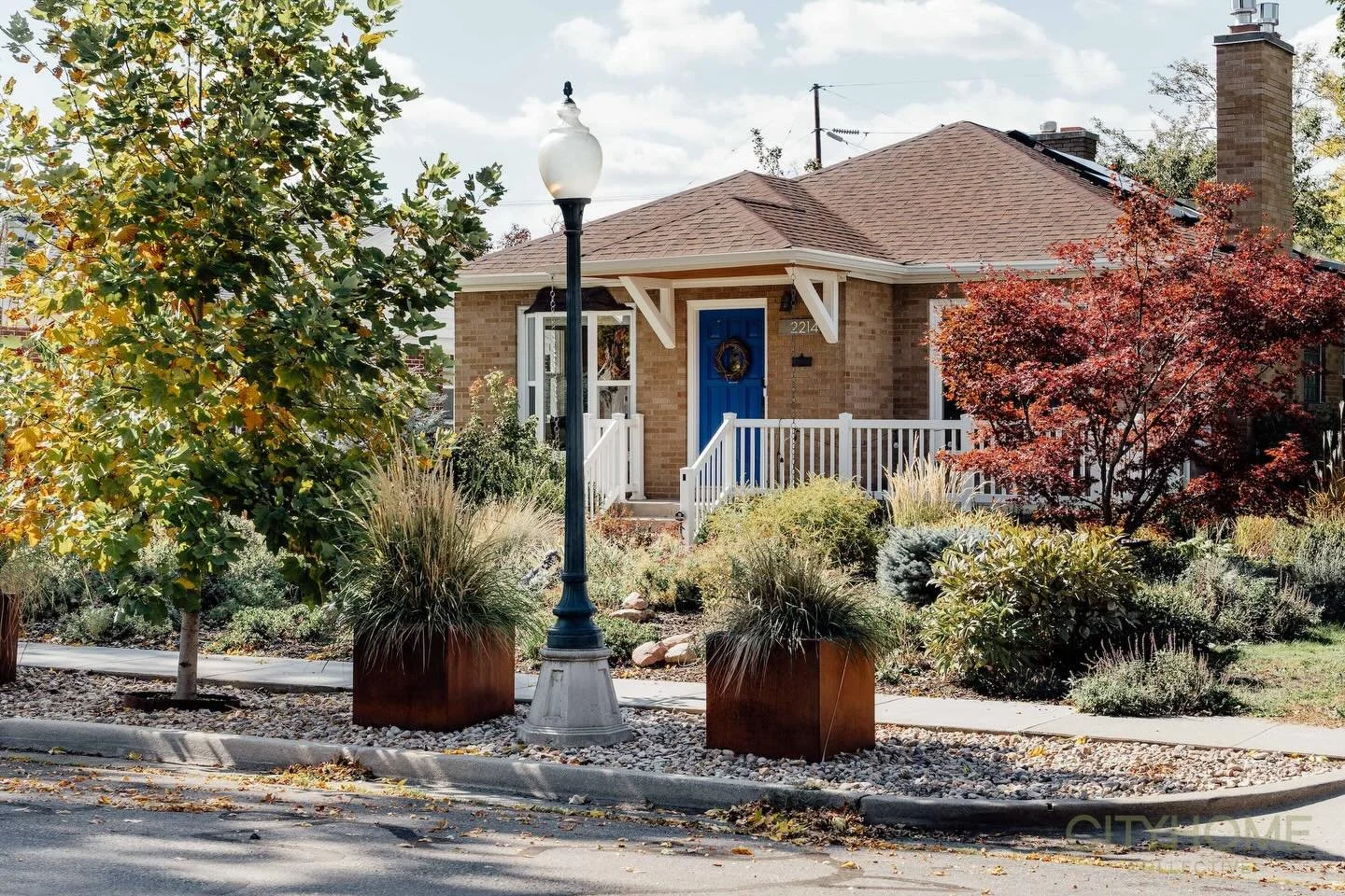 SOLD | Sugar House Bungalow

One of my final closings of 2025 was this creative haven of a home, tucked away on a tree lined street steps away from Sugar House Park. It was a gardener&rsquo;s oasis with raised beds and beautiful landscaping, and an a