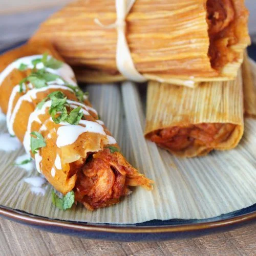 14d02b7410e0c7f0edfaa40a14d58e9b--chicken-tamales-recipe-chicken-recipes.jpg