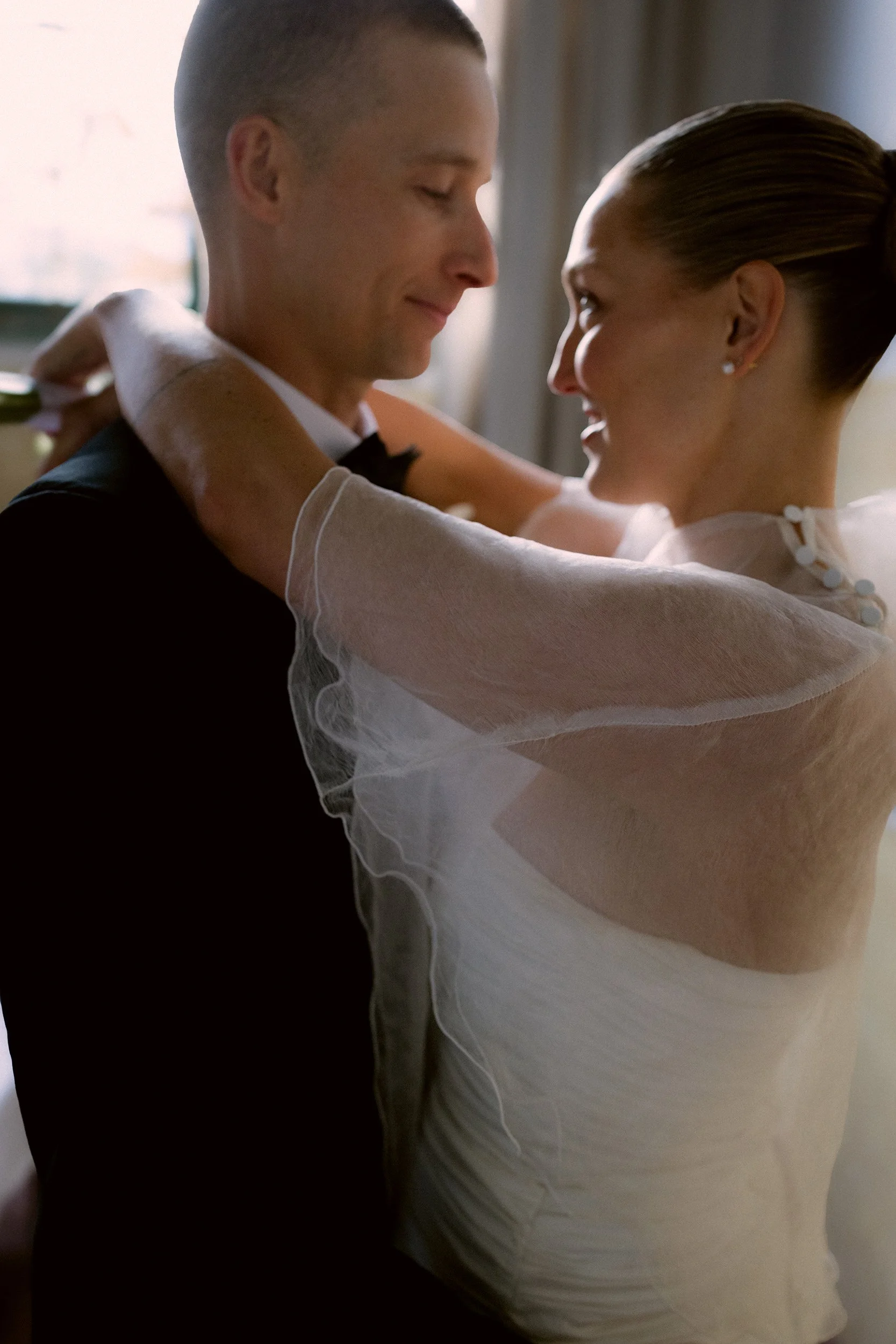 I_Got_You_Babe_Weddings_Katrina&Cameron_sneak_peeks_0016.jpg