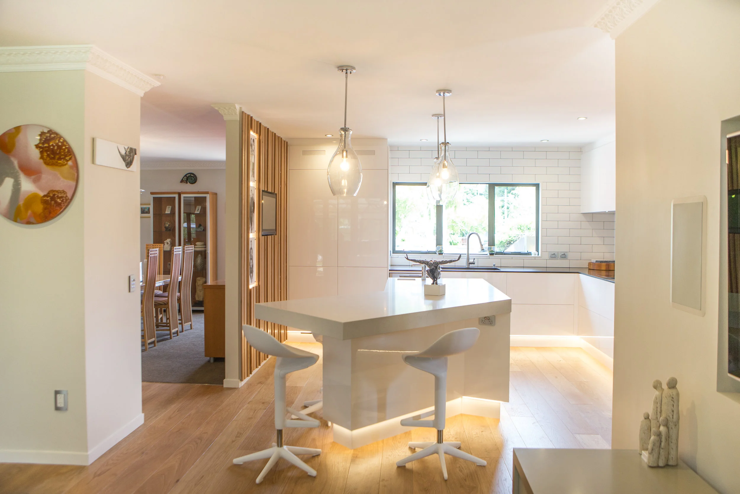 High Gloss and High-Tech Kitchen Design NZ