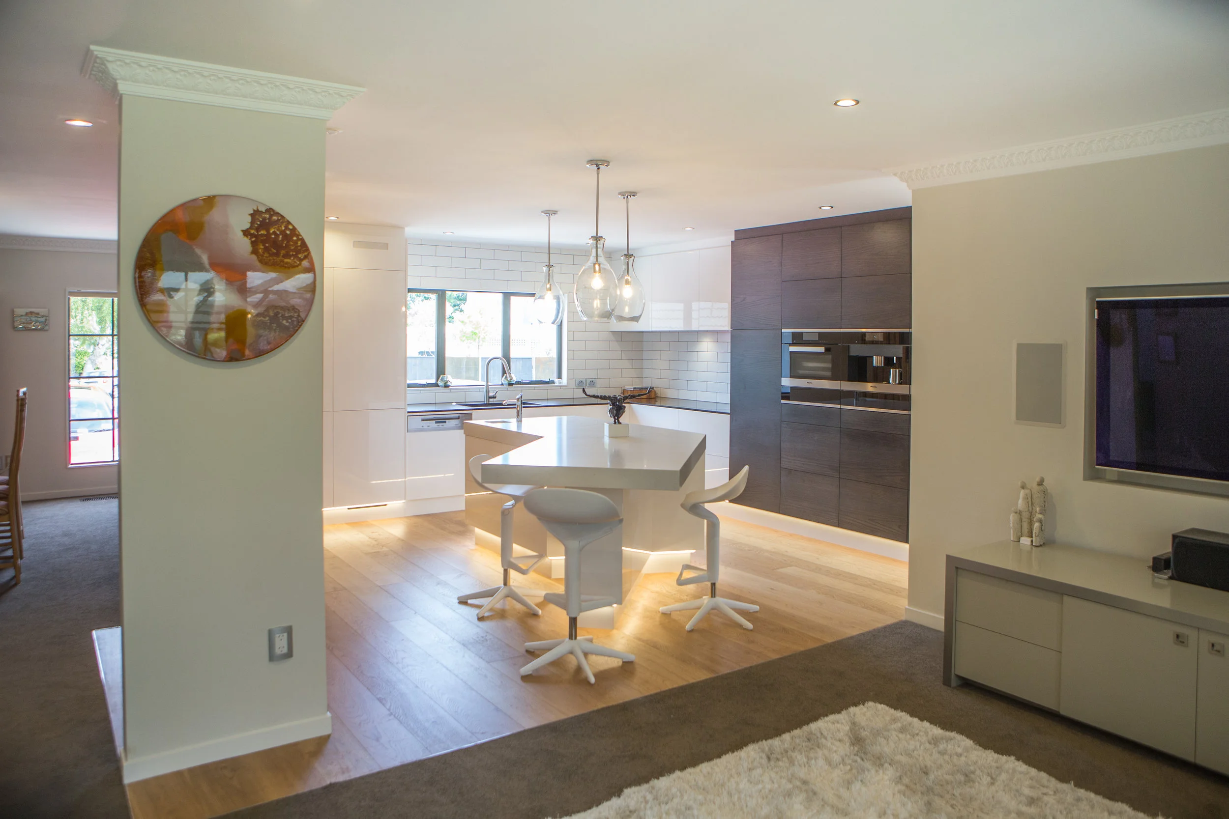 High Gloss and High-Tech Kitchen Design NZ