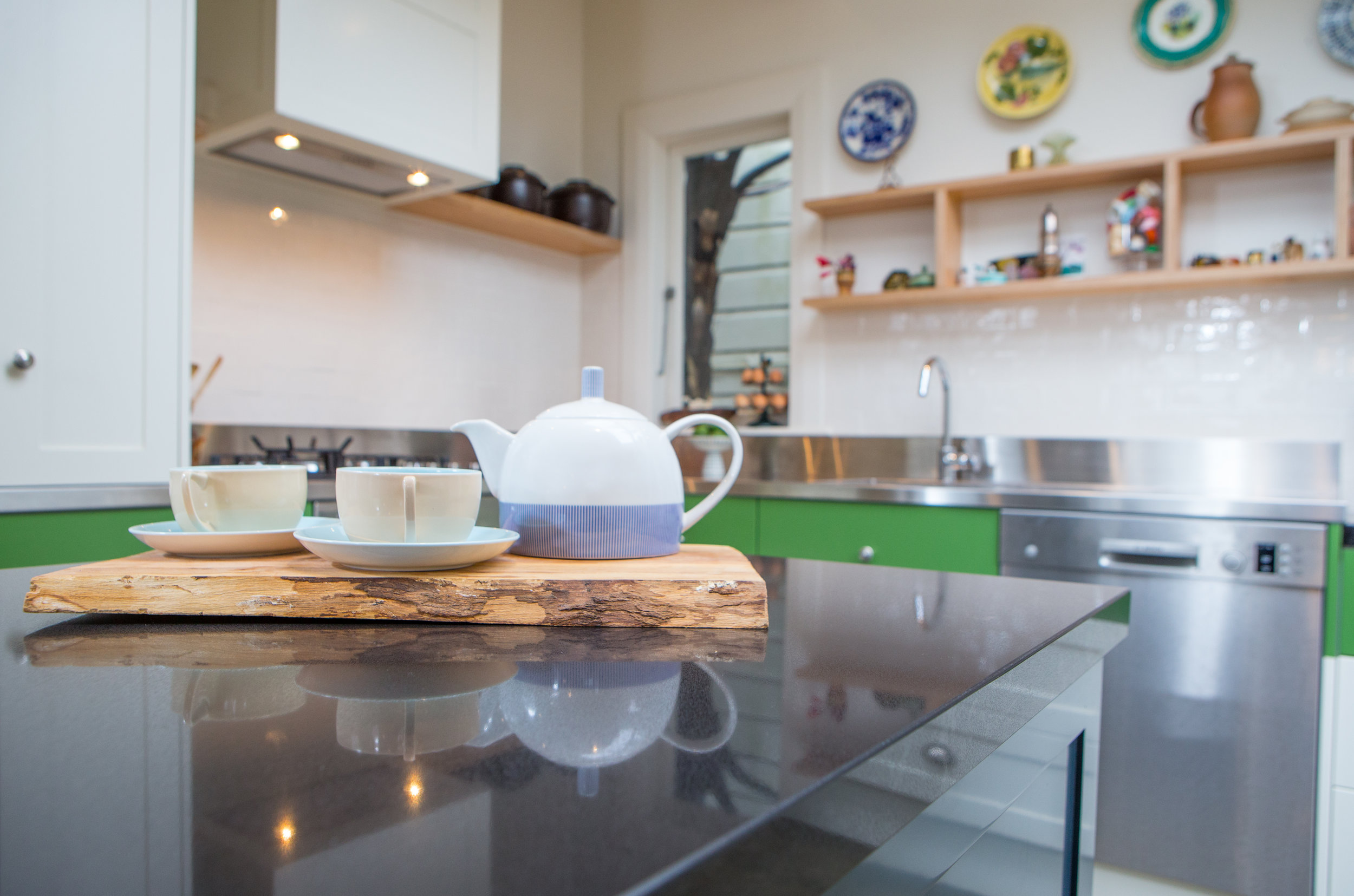 In Haus Design Green Kitchen 20.jpg