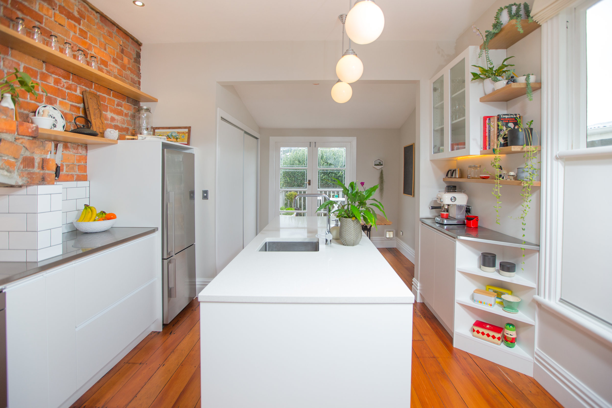 In Haus Design Kitchen 14.jpg