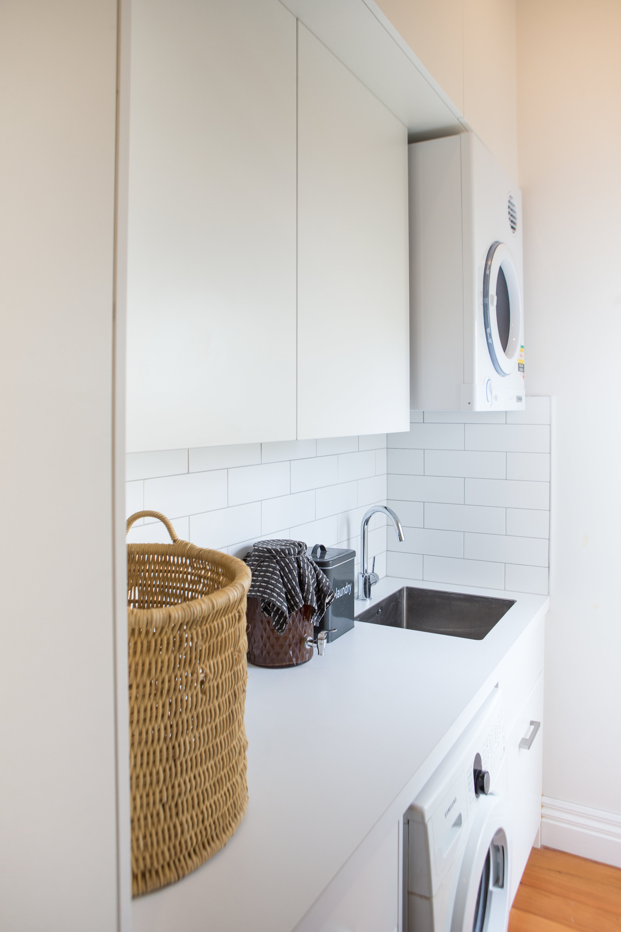 In Haus Design Kitchen Two 33.jpg