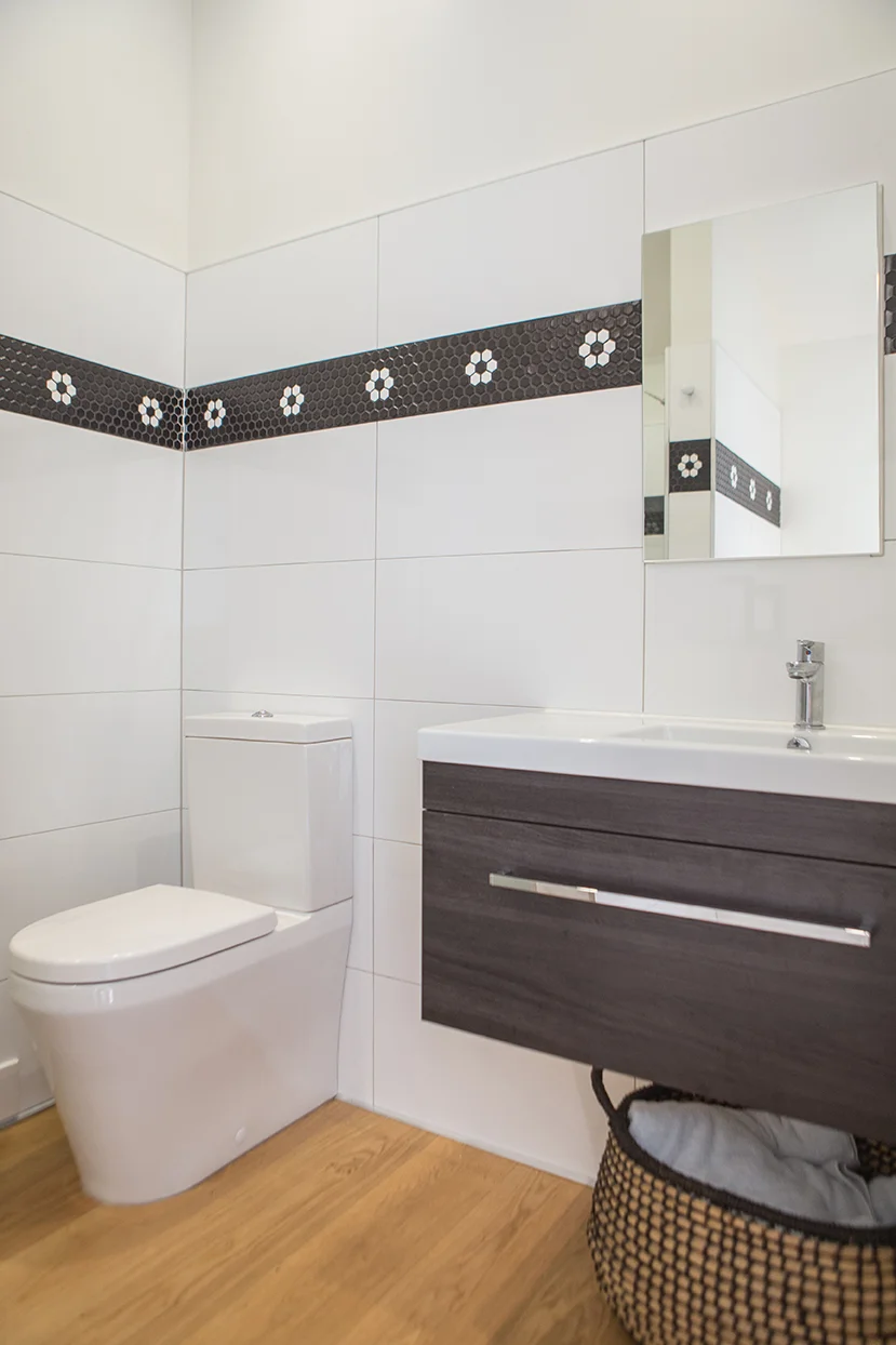 Kilty Bathroom 1404.jpg