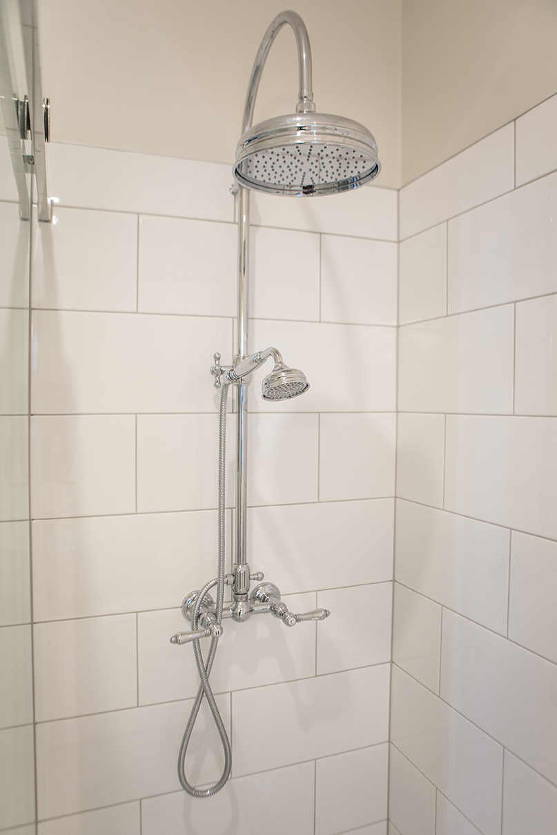 Murphy Bathroom 1359.jpg