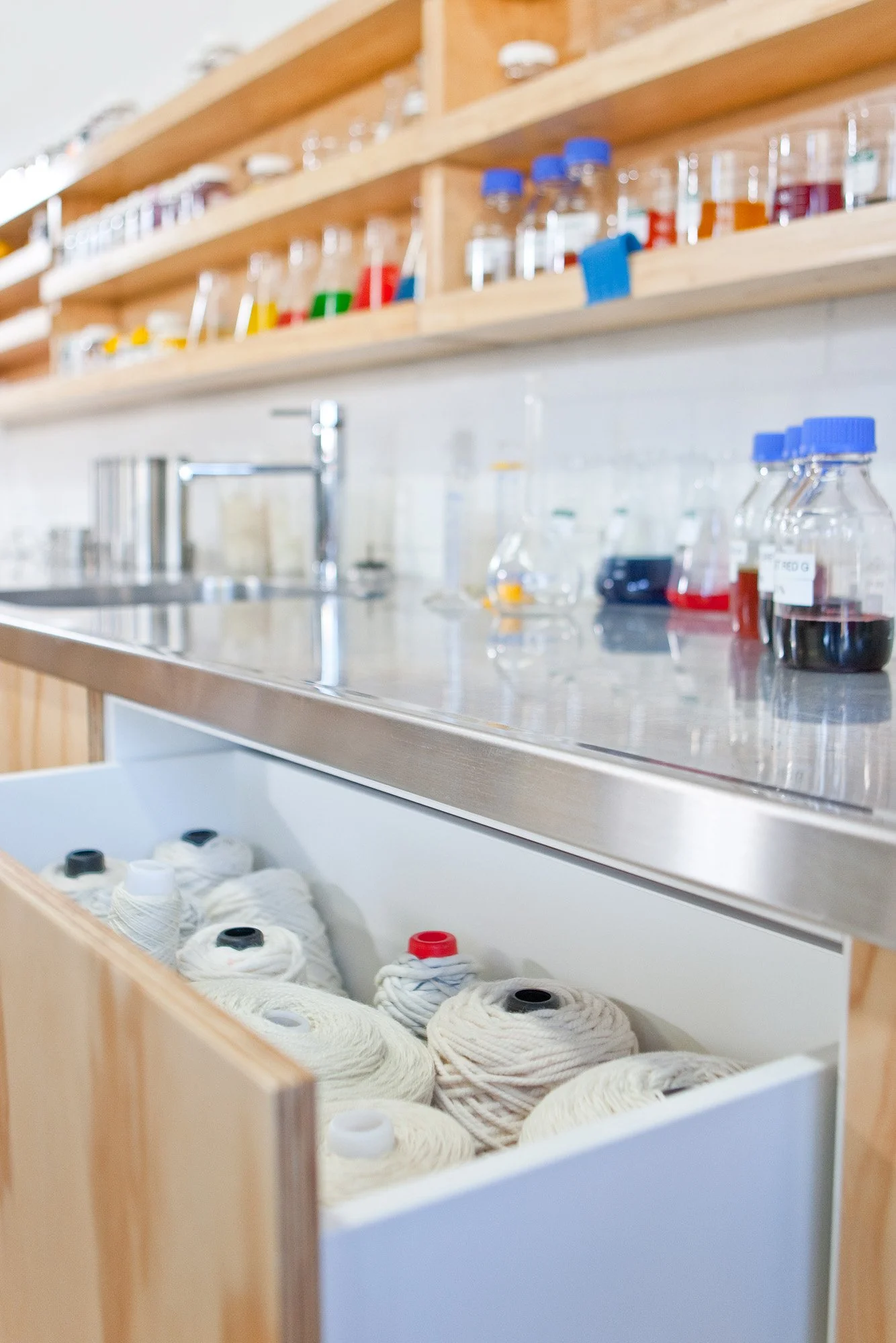 Commercial Woolyarns Dye Lab.