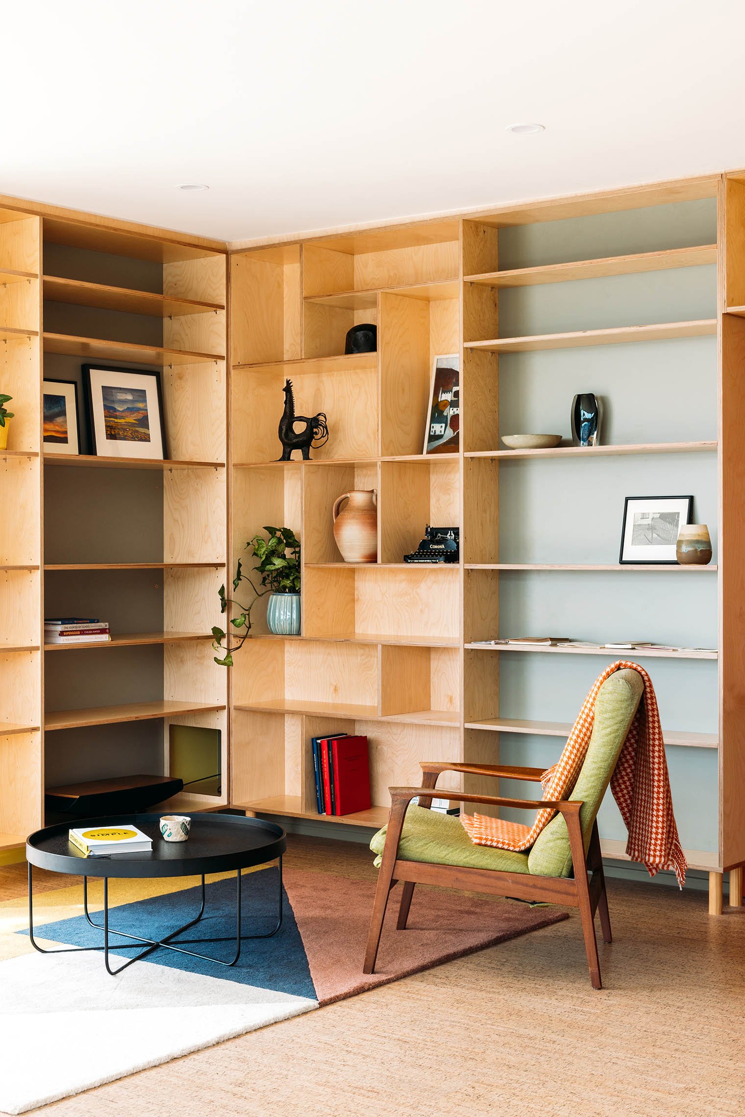 Picture of The Pros and Cons of Living in a Penthouse Apartment, According to ...