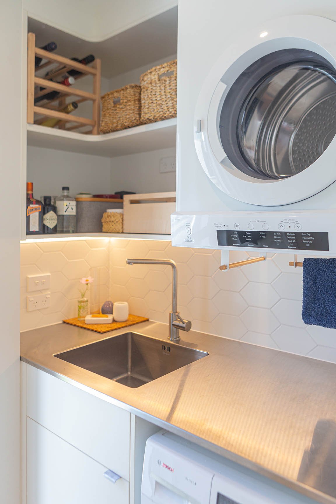 Compact Tidy Spaces - Laundry