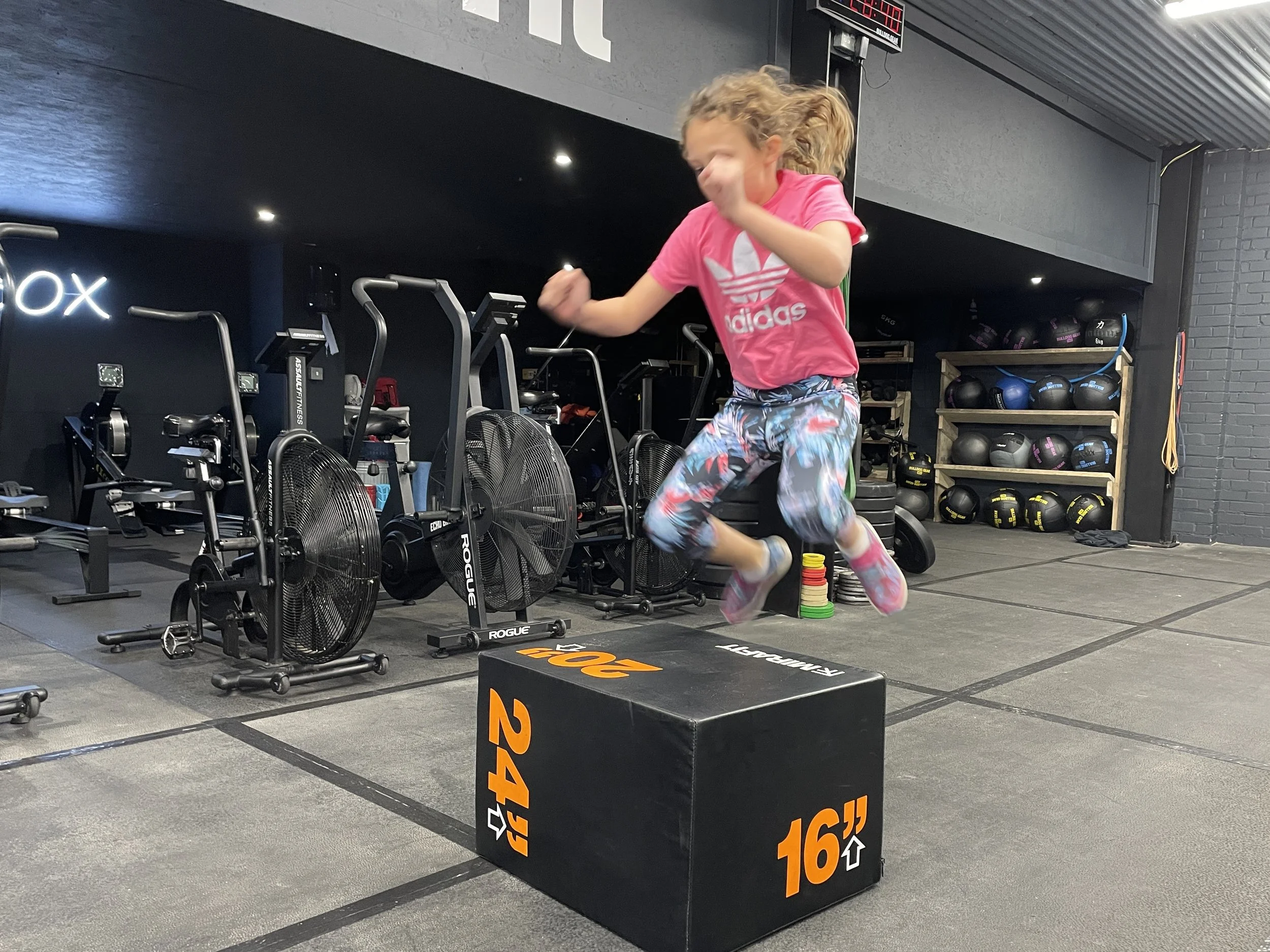CHALKBOX | CrossFit in Borough Green, West Kingsdown and West Mailing | kids and teens fitness