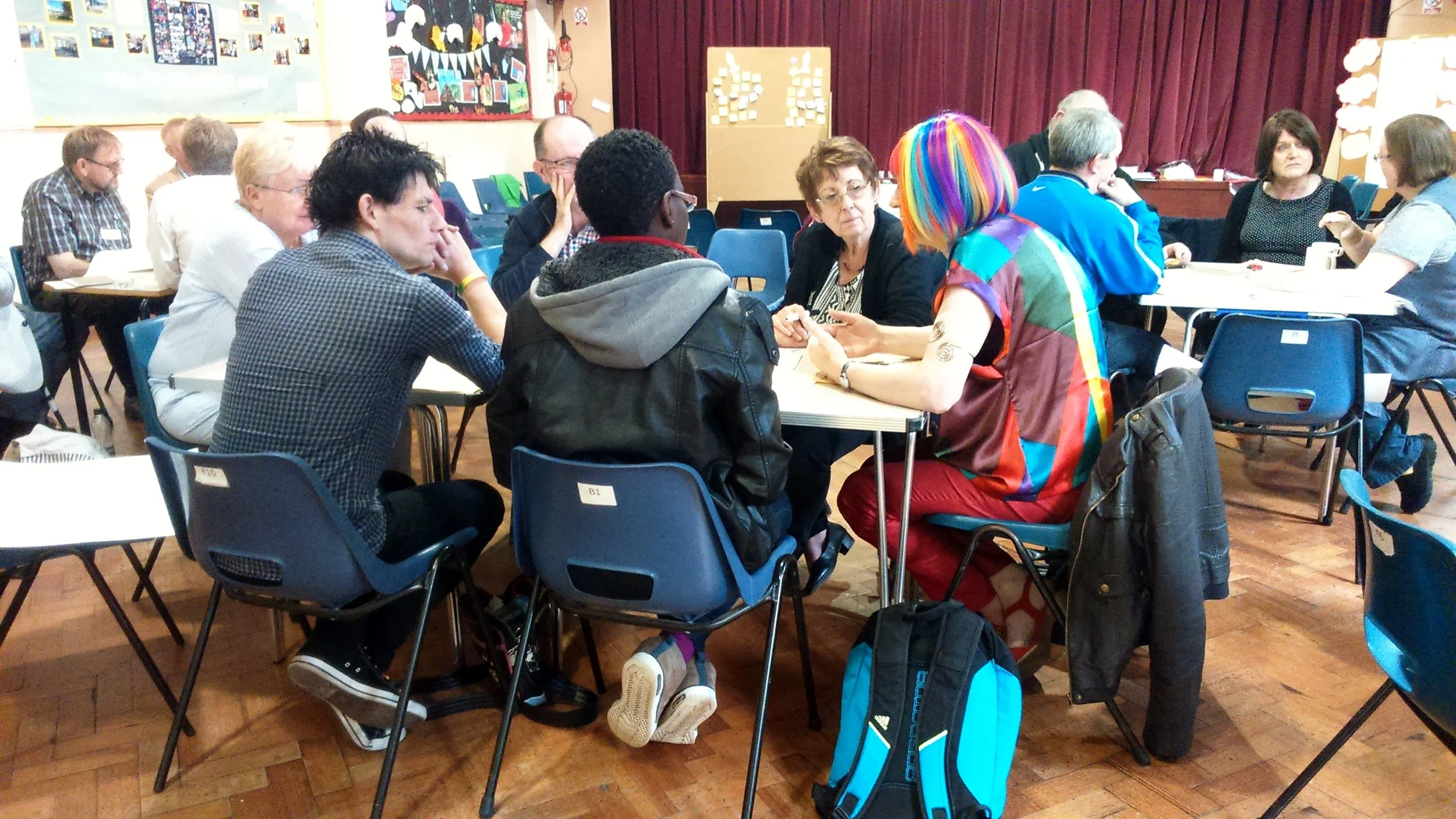  People got into groups of six to share common themes on ‘How Open Table makes a difference to me’, ‘How Open Table supports your spiritual life’, and Open Table’s core values. 