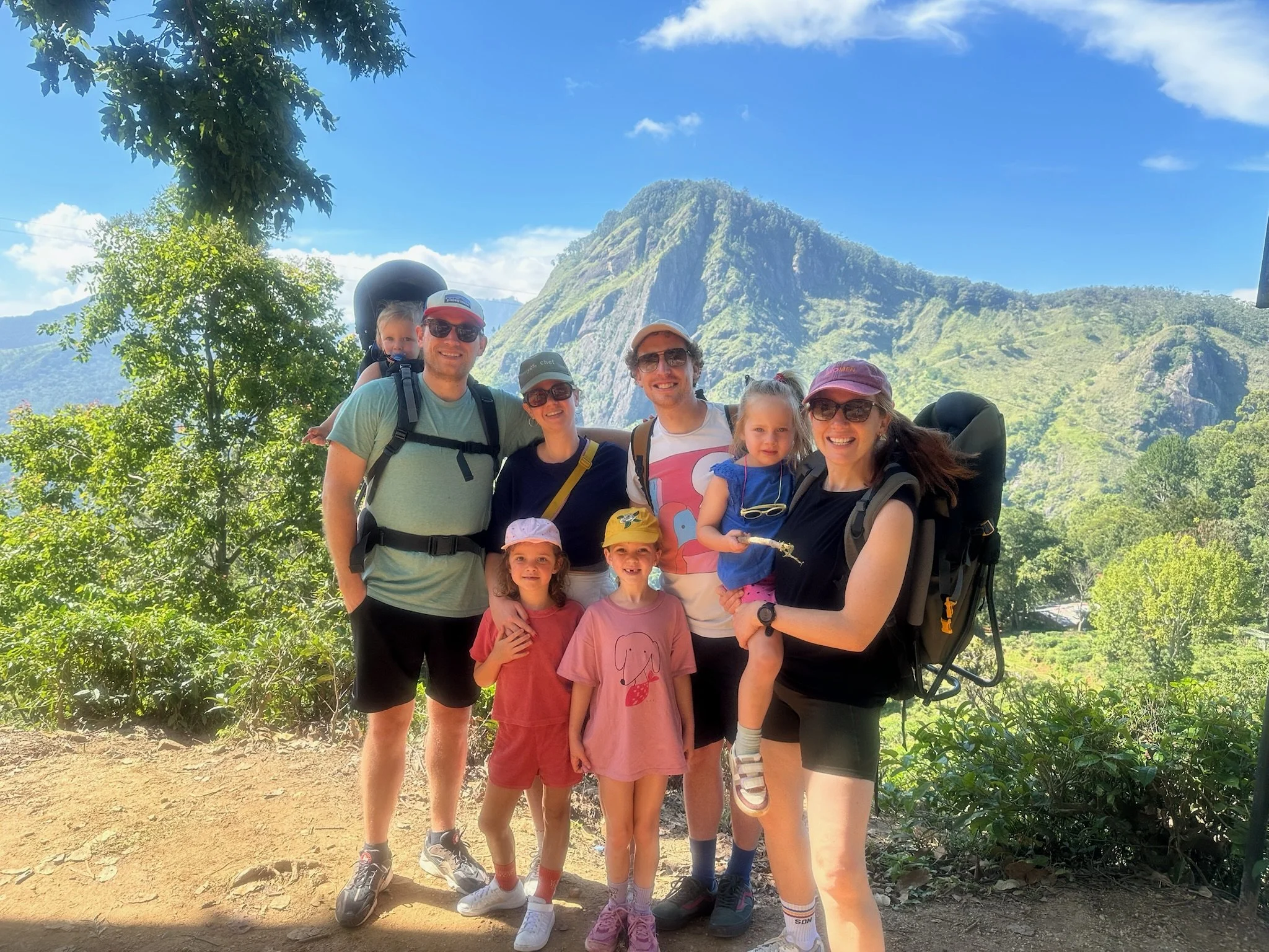 SRI LANKA MET KINDEREN