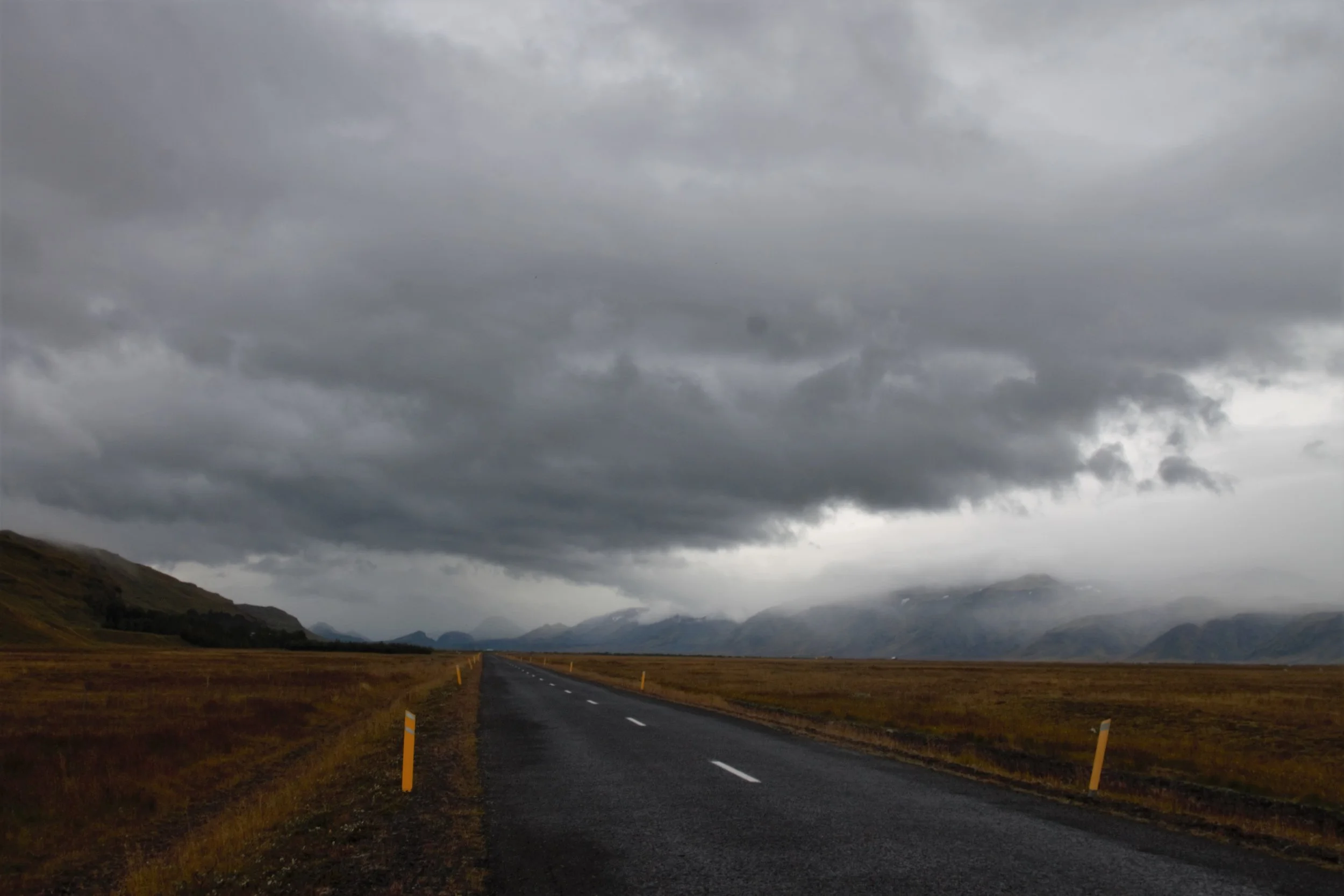 The misty, rainy road back into the highland.