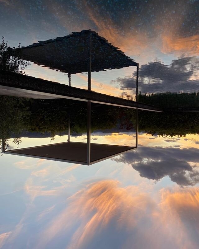 Altered reality - Aint&rsquo;t going anywhere, just changing perspective, like if six was nine #ifsixwasnine #boldaslove  #jimihendrix #stayhome #grateful #alteredreality #ciel #reflets #eau #water #sky #reflexion