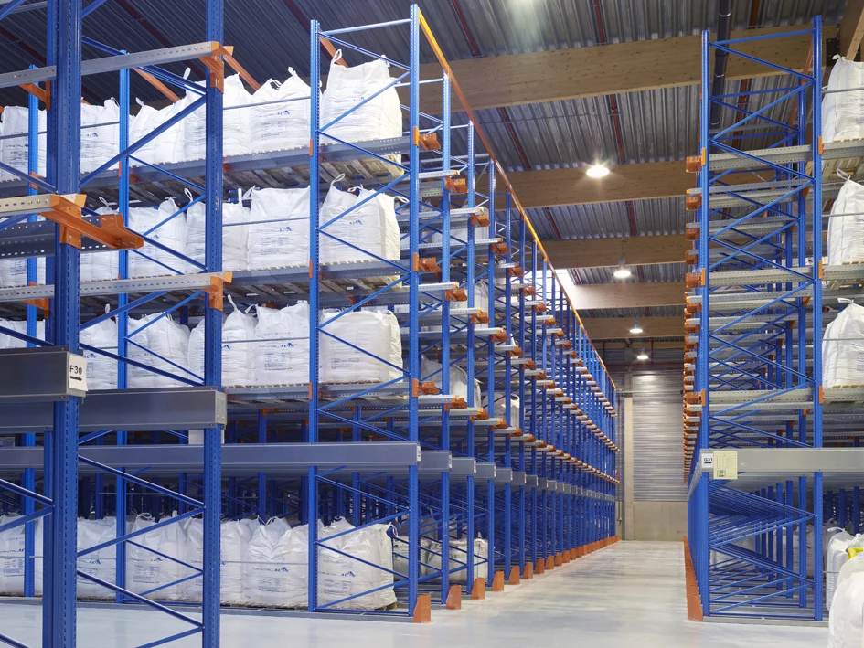 cristal-drive-in-racking-2.jpg