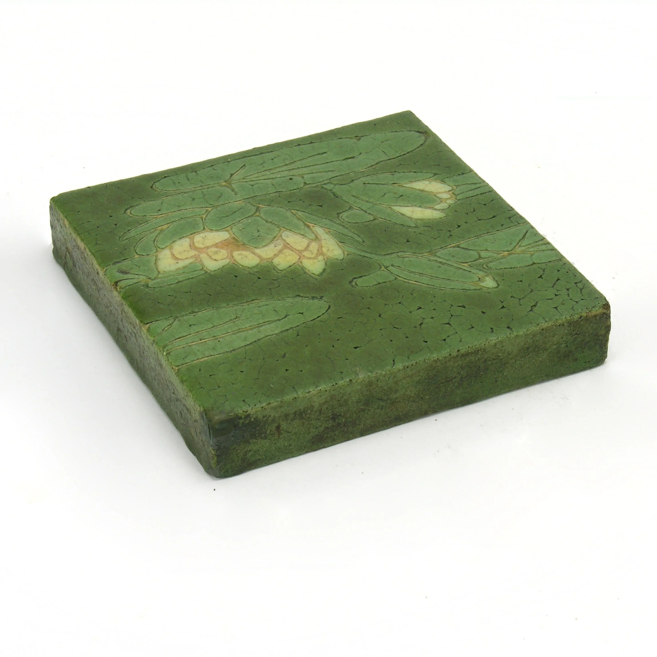 Grueby-6x6in-green-waterlily-tile-buff-clay-D.jpg