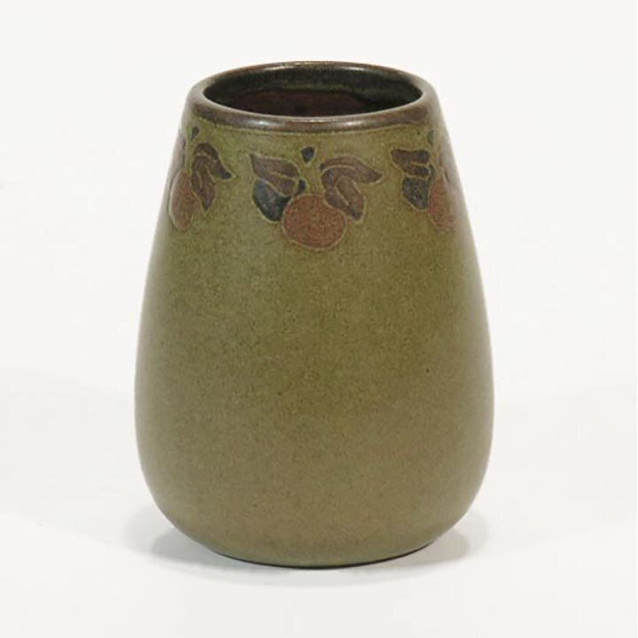 Marblehead-Pottery-4-25in-dec-fruit-B.jpg