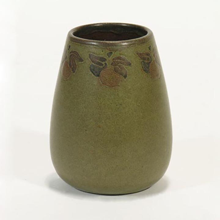 Marblehead-Pottery-4-25in-dec-fruit-A.jpg