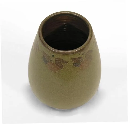 Marblehead-Pottery-4-25in-dec-fruit-E.jpg