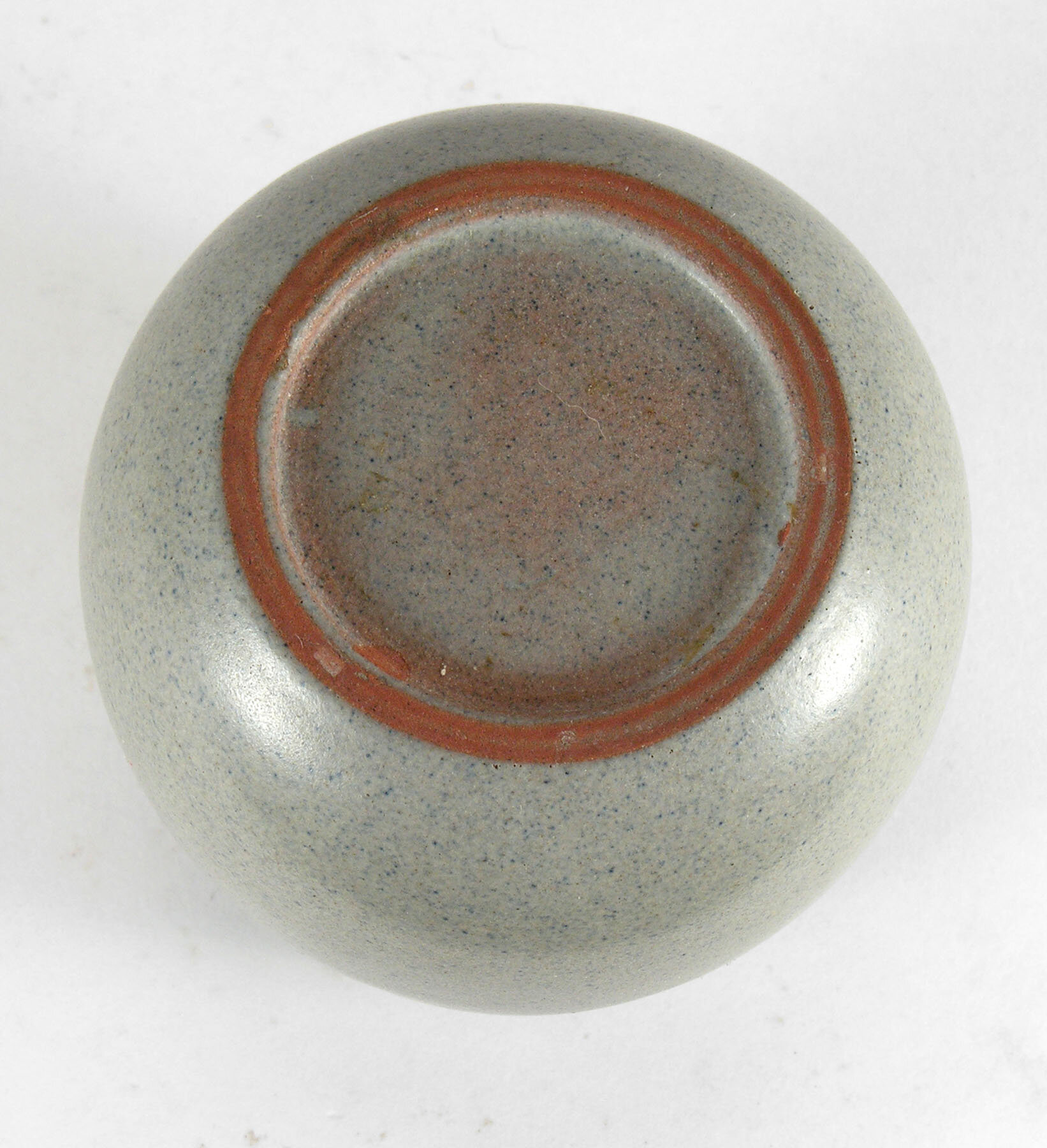 Marblehead-Pottery-3-58in-floral-acorn-F.jpg