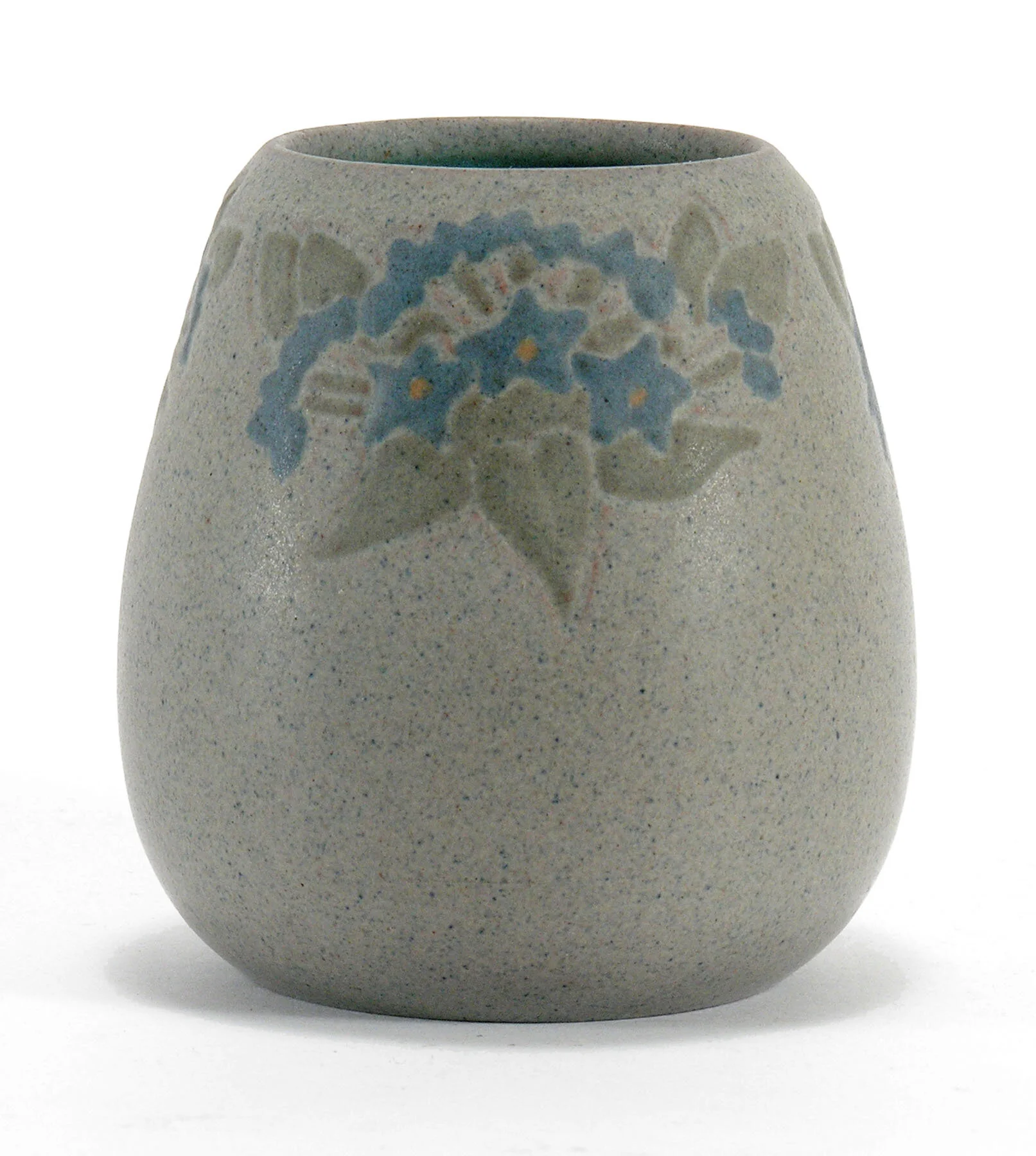 Marblehead-Pottery-3-58in-floral-acorn-H.jpg