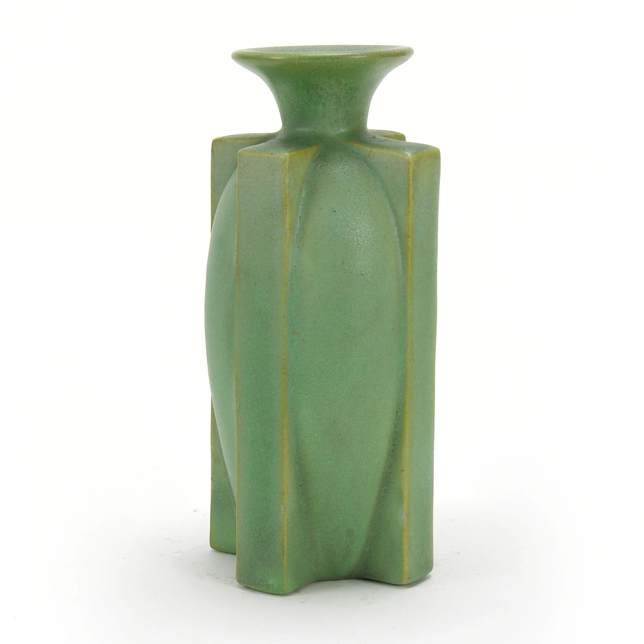 Teco-rocketship-4-buttress-7-38in-vase-417-A.jpg