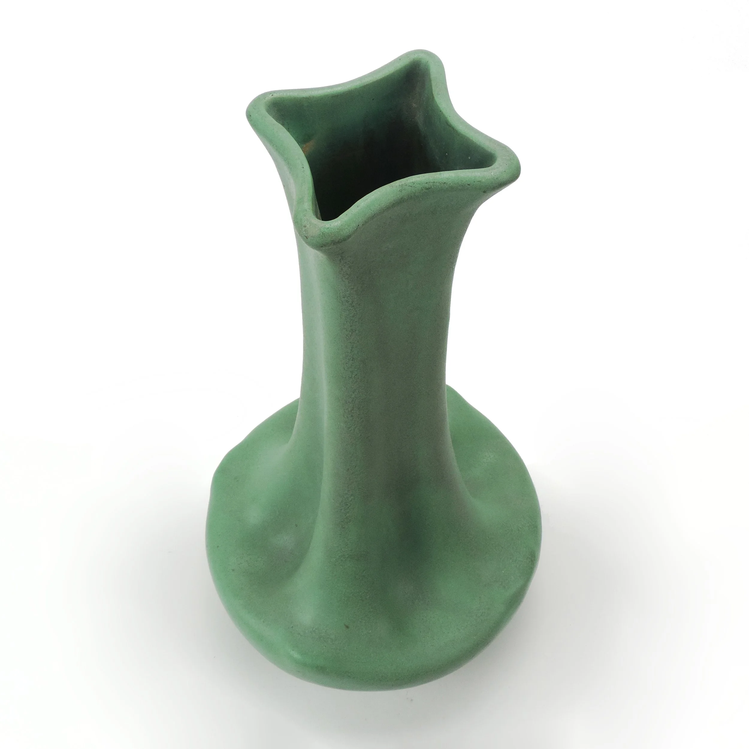 Teco-Pottery-16-5in-bone-shape-182-Albert-Gates-D.jpg