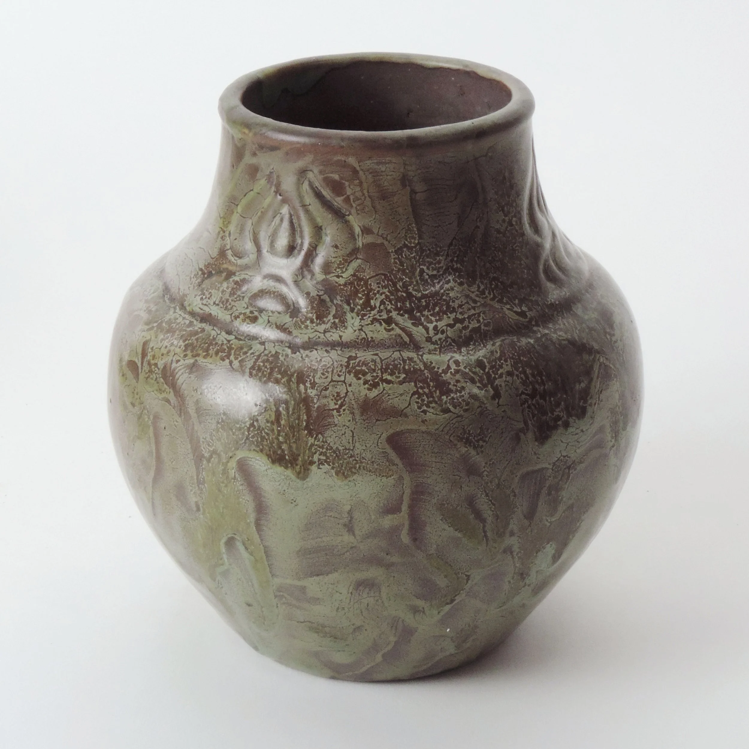 Hampshire-Pottery-6-25in-mottled-brown-vase-142-1-C.jpg