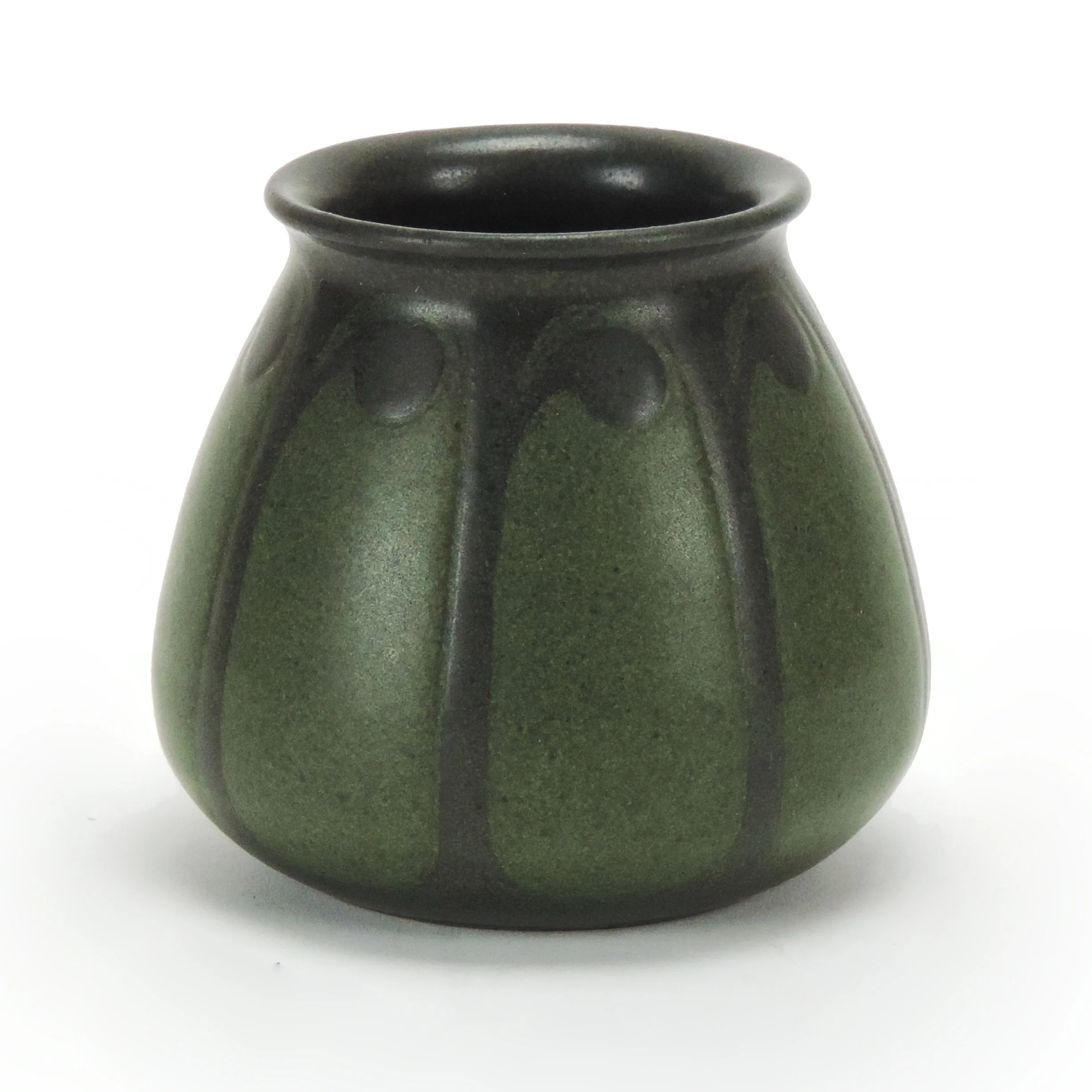 Marblehead-Pottery-3-75in-green-brown-canted-sprout-design-vase-A.jpg