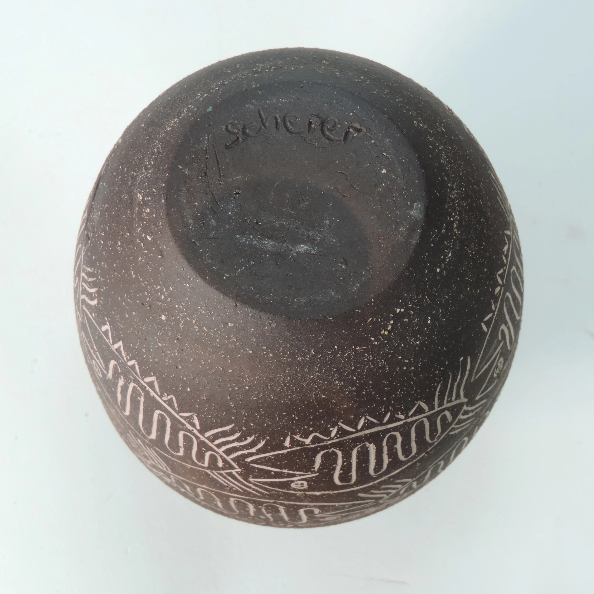 Scheier-Pottery-6in-fish-incised-bisque-brown-vase-E.jpg