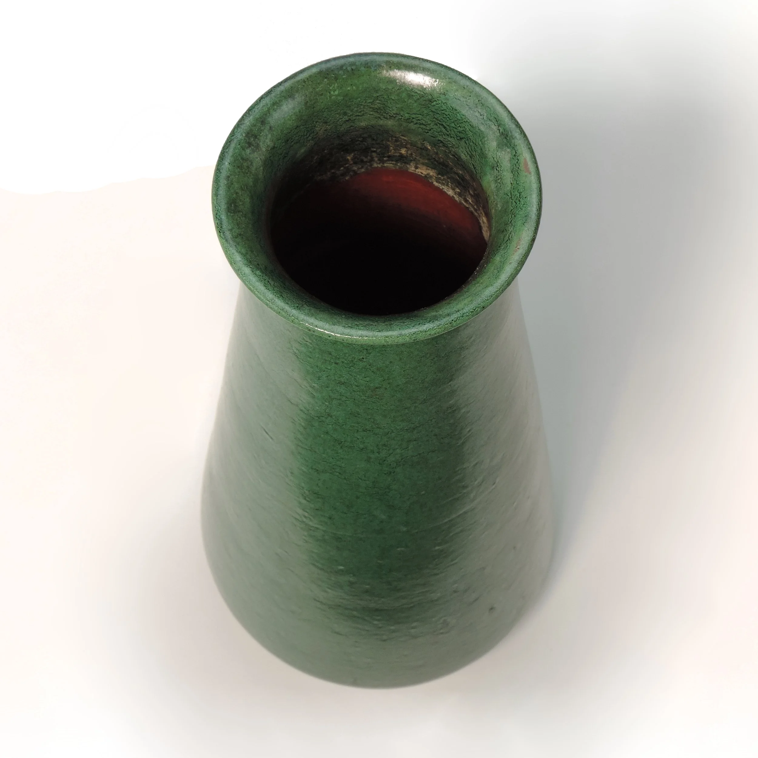 Merrimac-Pottery-11-5in-feathered-green-tall-tapered-vase-D.jpg