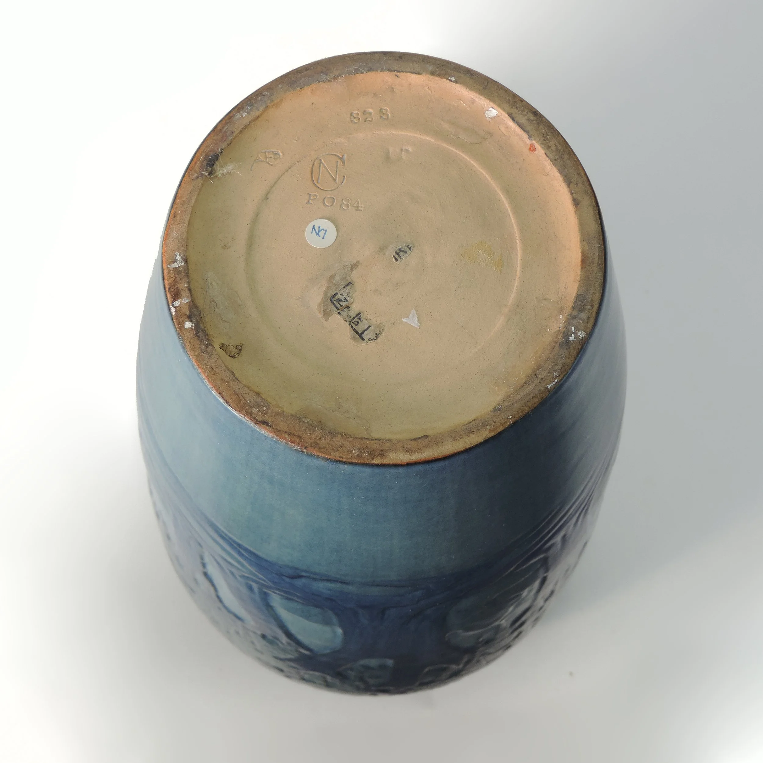 Newcomb-Pottery-AFS-13-5in-1926-moon-moss-scenic-vase-G.jpg