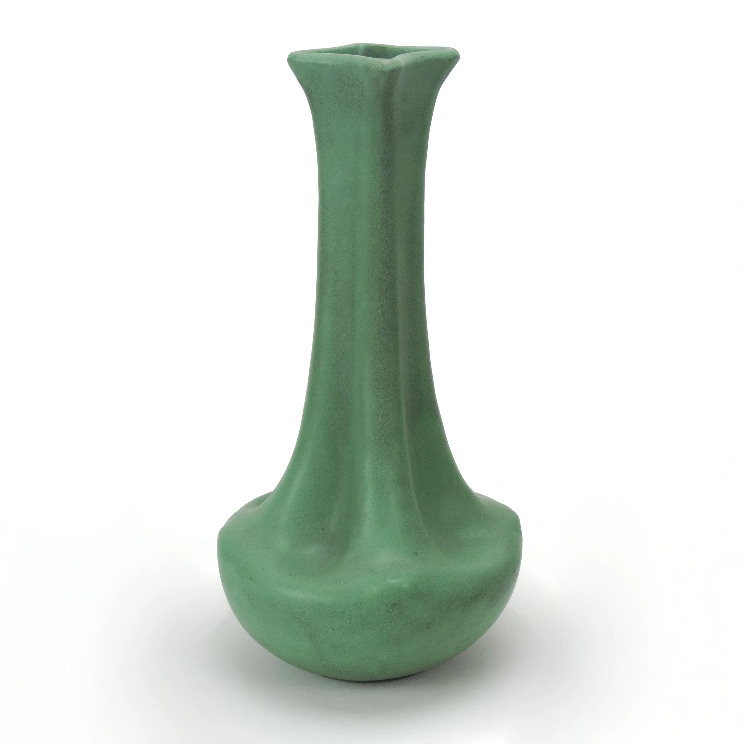 Teco-Pottery-16-5in-bone-shape-182-Albert-Gates-A.jpg
