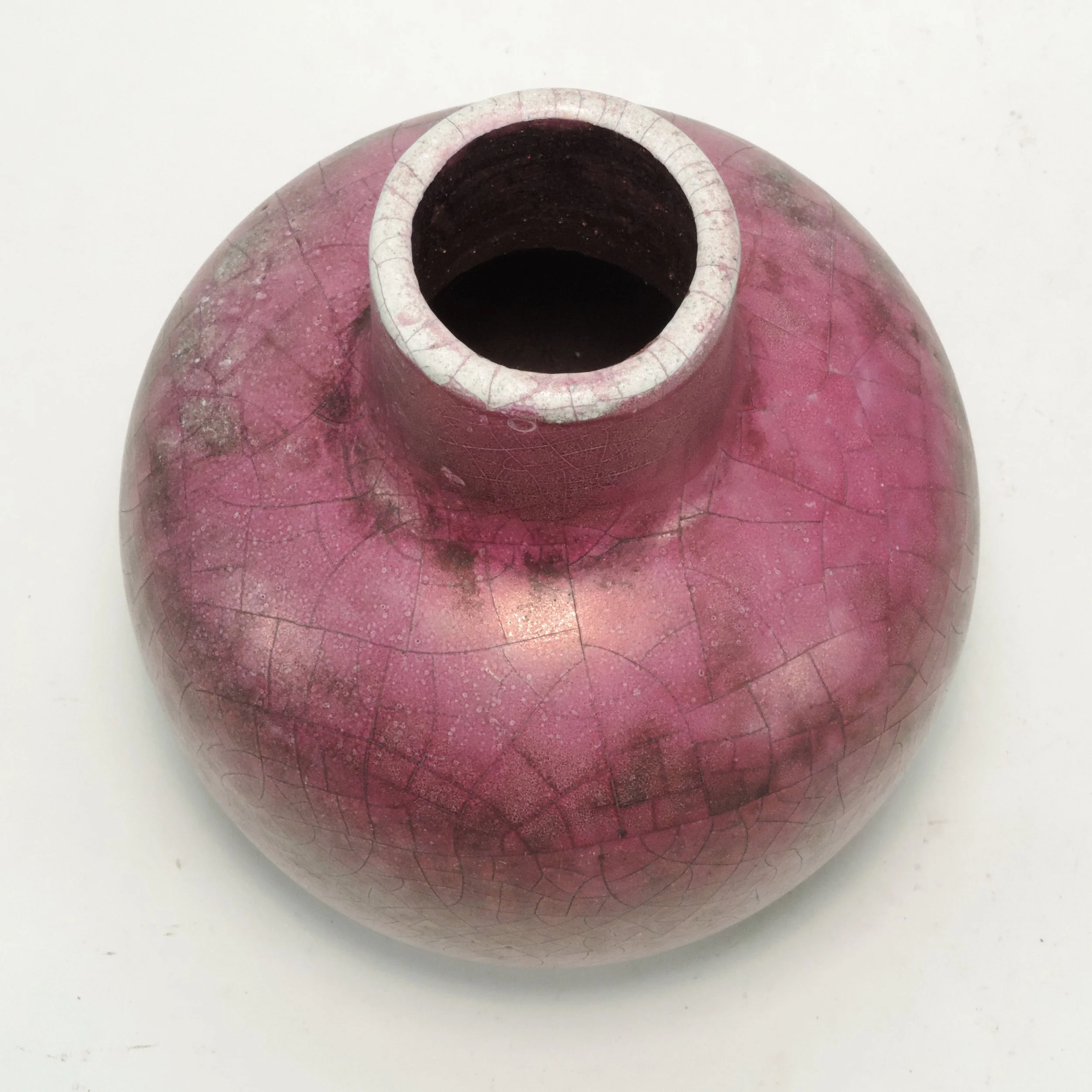 Merrimac-Pottery-purple-iridescent-7-75in-vase-D.jpg