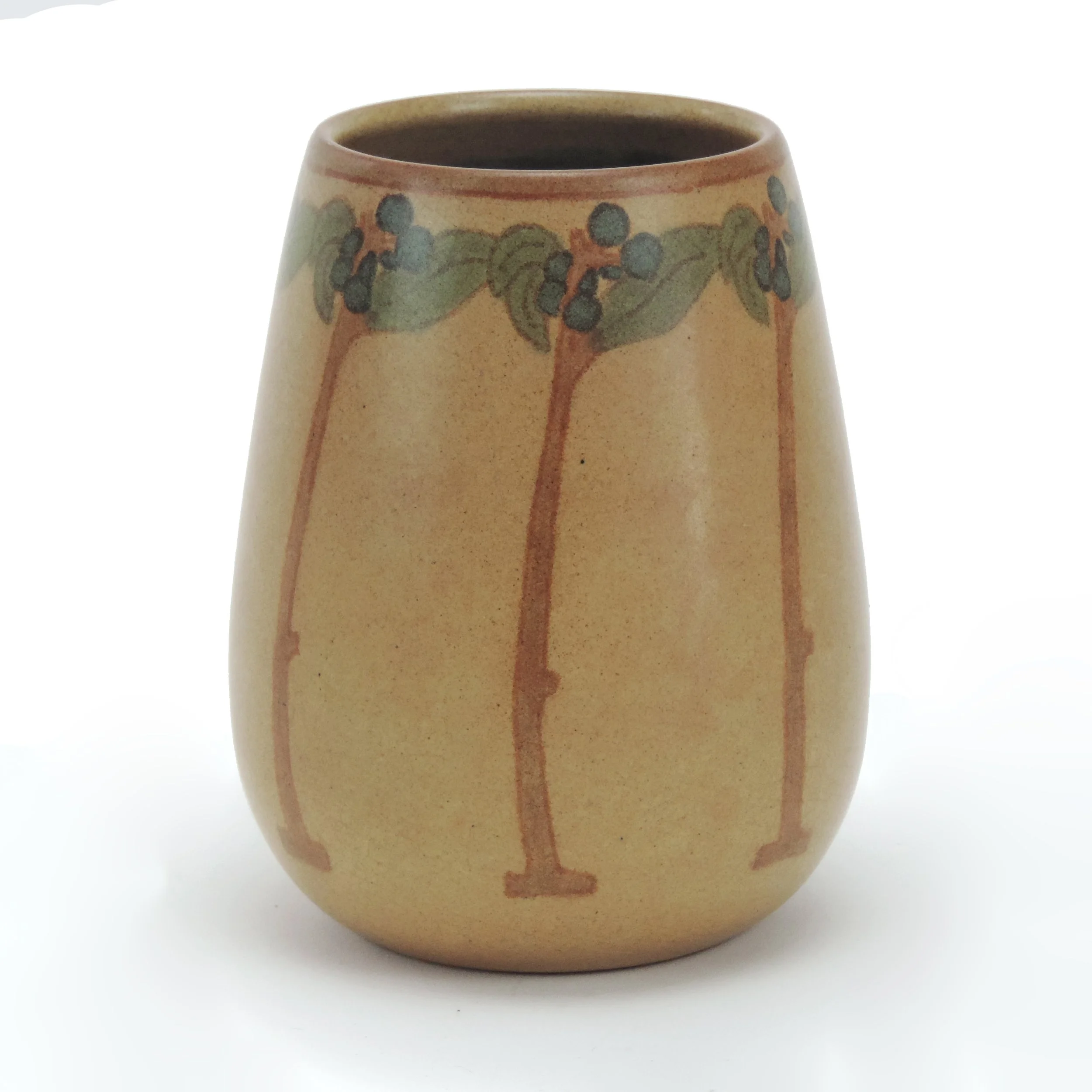 Marblehead-Pottery-4-58in-curved-branch-leaf-berry-vase-E.jpg