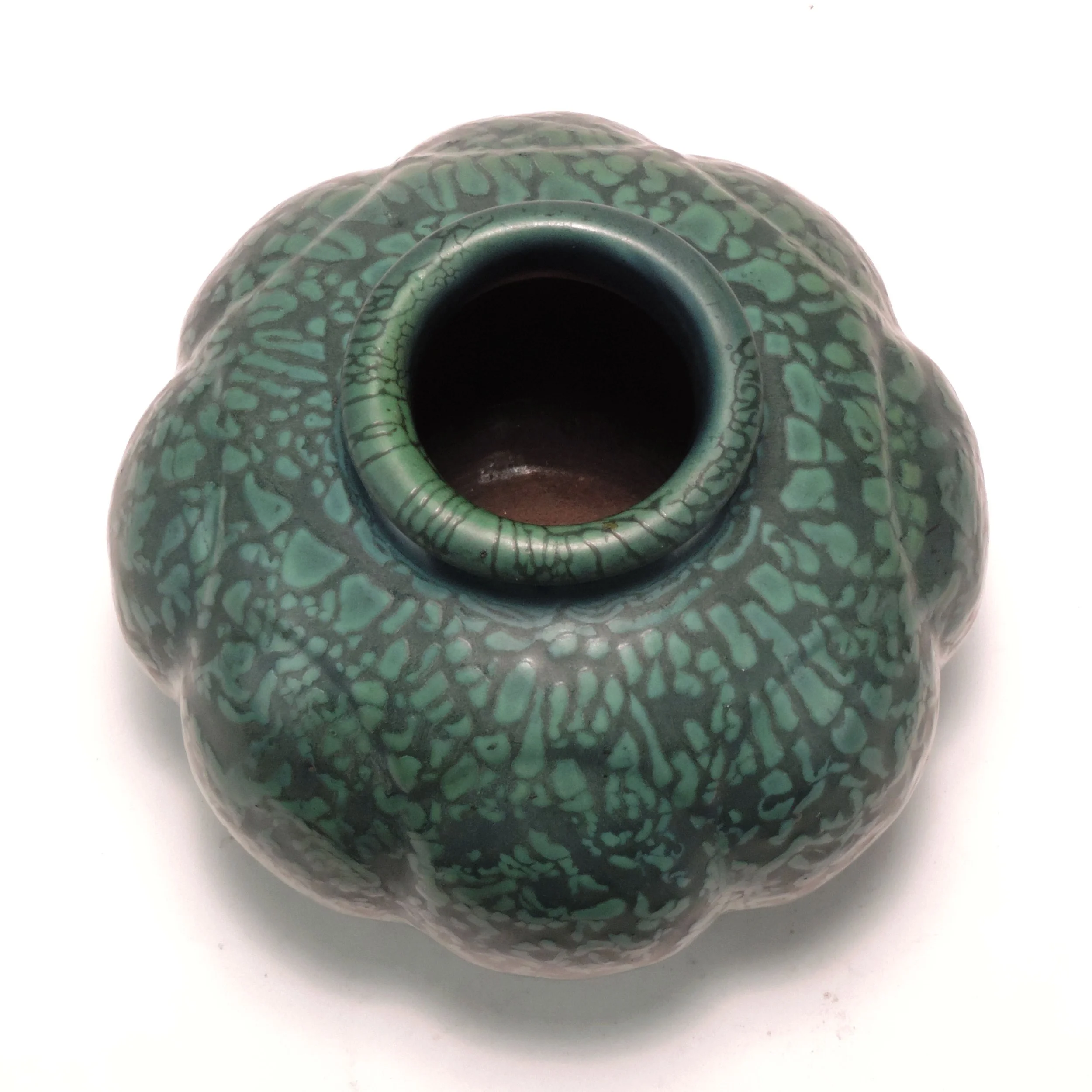 Hampshire-Pottery-5-18in-peacock-blue-lobed-vase-119-D.jpg