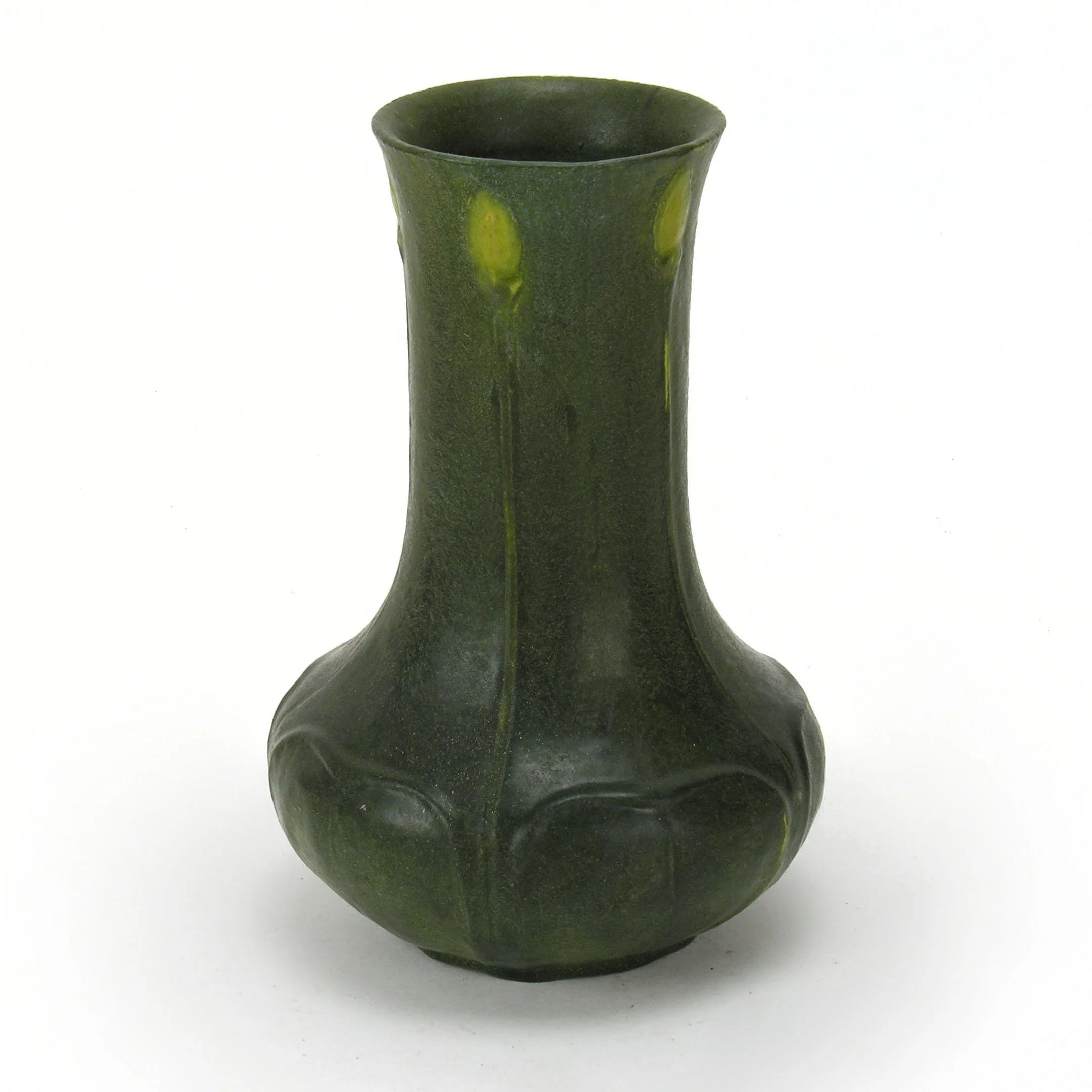 Grueby-Pottery-2-color-7-25in-5-leaf-and-bud-vase-rep-C.jpg