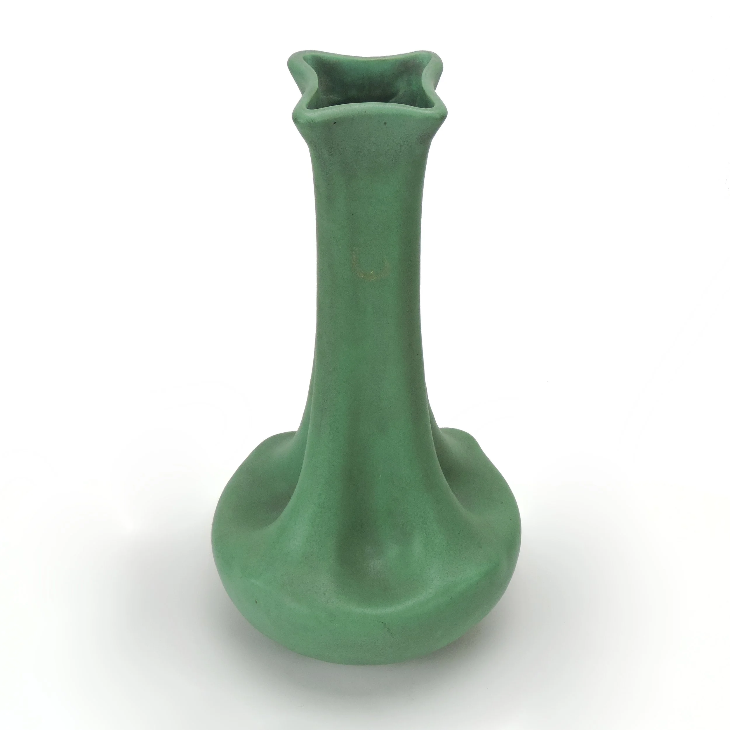 Teco-Pottery-16-5in-bone-shape-182-Albert-Gates-C.jpg