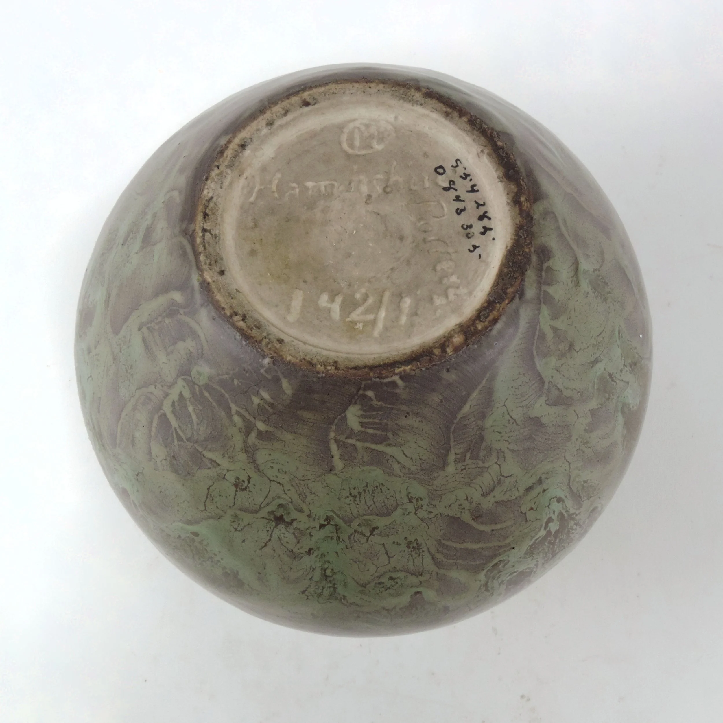 Hampshire-Pottery-6-25in-mottled-brown-vase-142-1-E.jpg