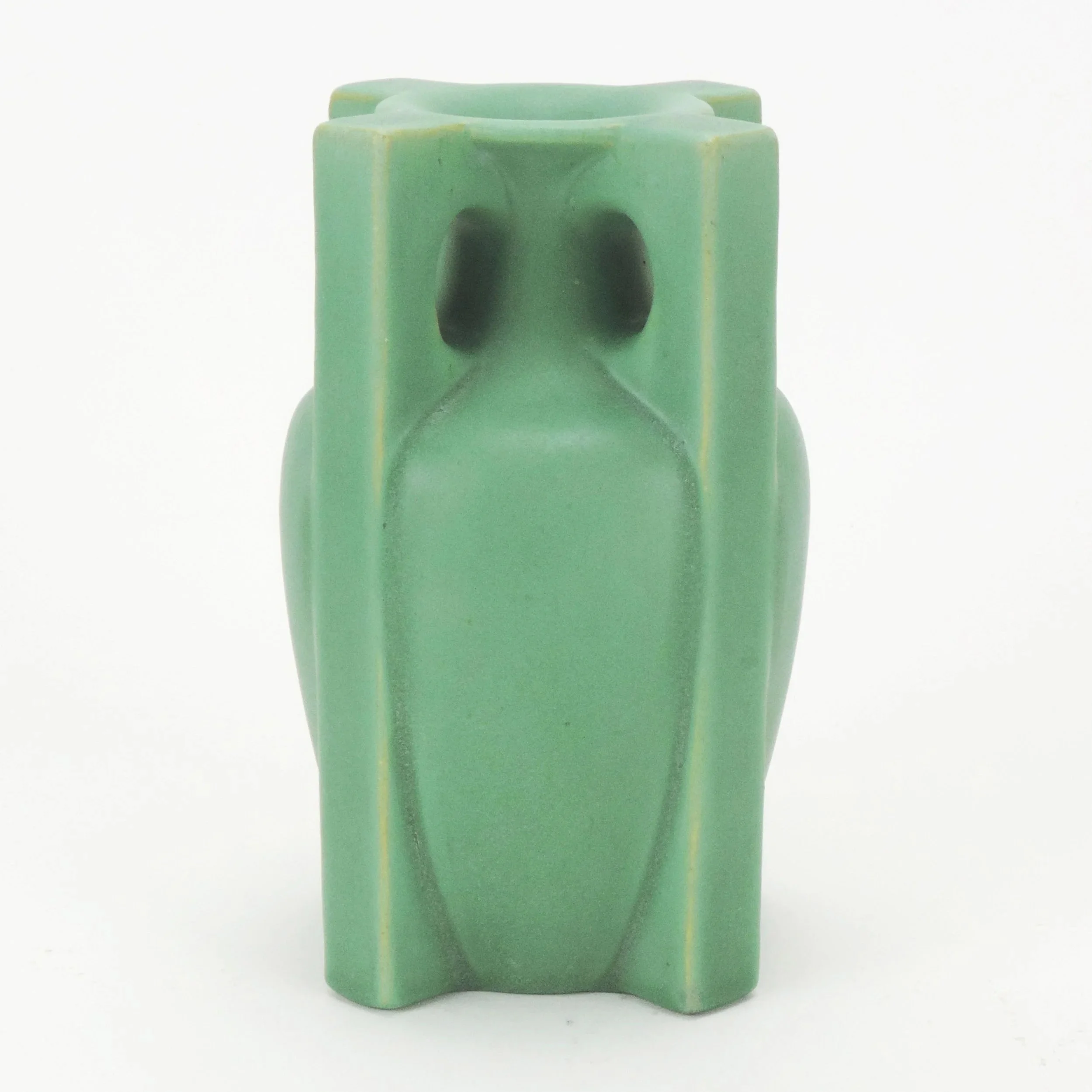 Teco-Pottery-7-18in-4-handle-vase-shape-435A-Gates-A.jpg