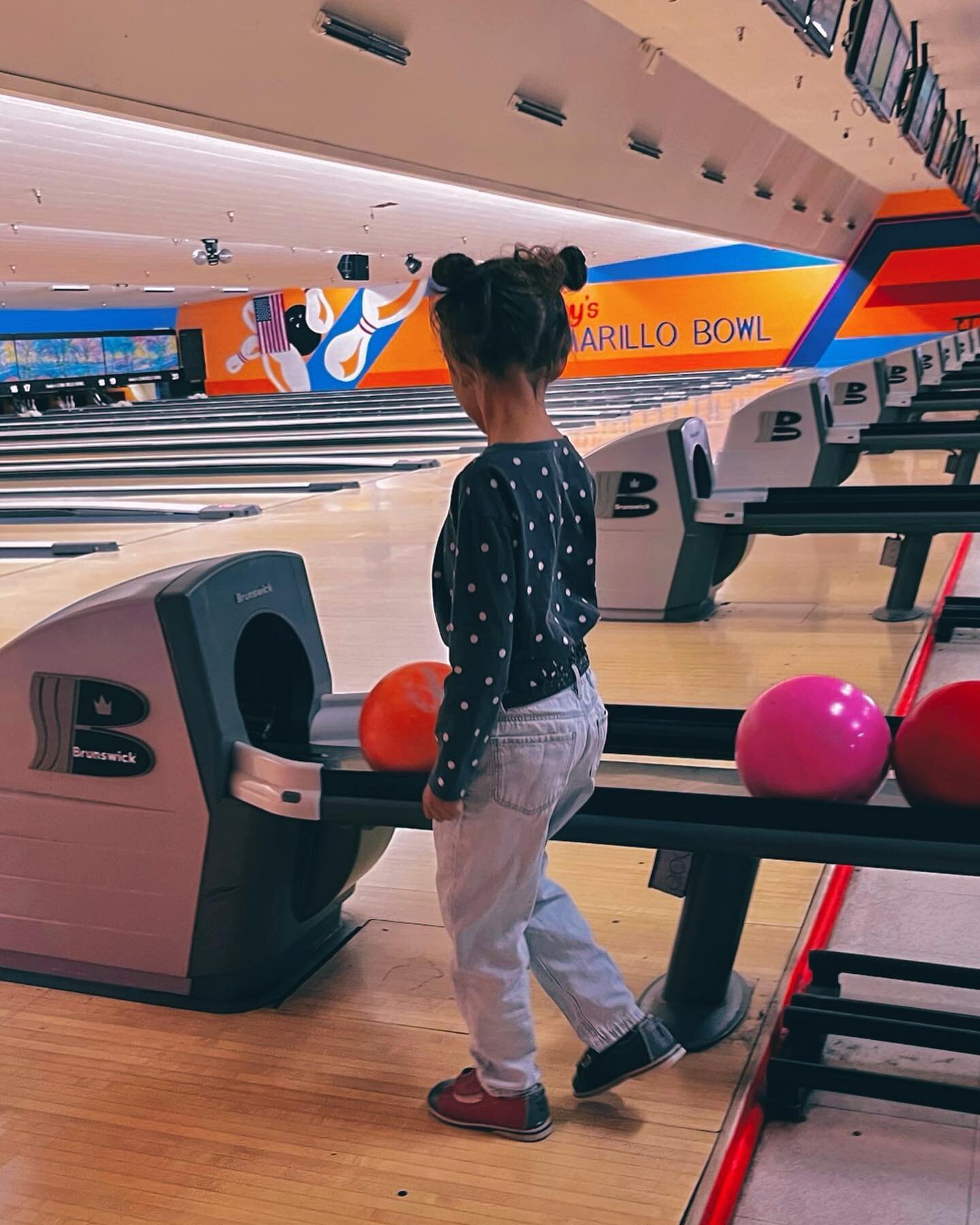 Did you know kids bowl for FREE at Harley&rsquo;s all summer long? Check out our website to register! 🎳