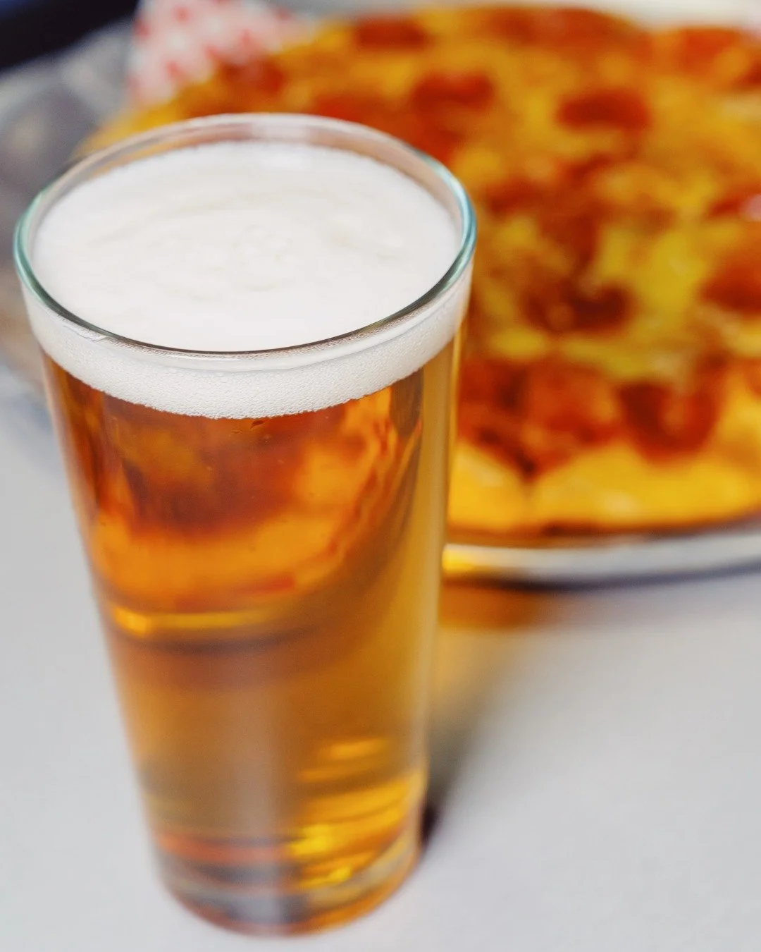 Clock out and let us handle the rest! 🍕🔥 Our Monday Nite Bites &amp; Brews has your back with deals on whole pizzas, slices, wings, fries, drinks, beers, and more! No cooking. No stress. Unbeatable prices. 🍻✨

📍 harley's Valley Bowl
⏰ Monday nigh